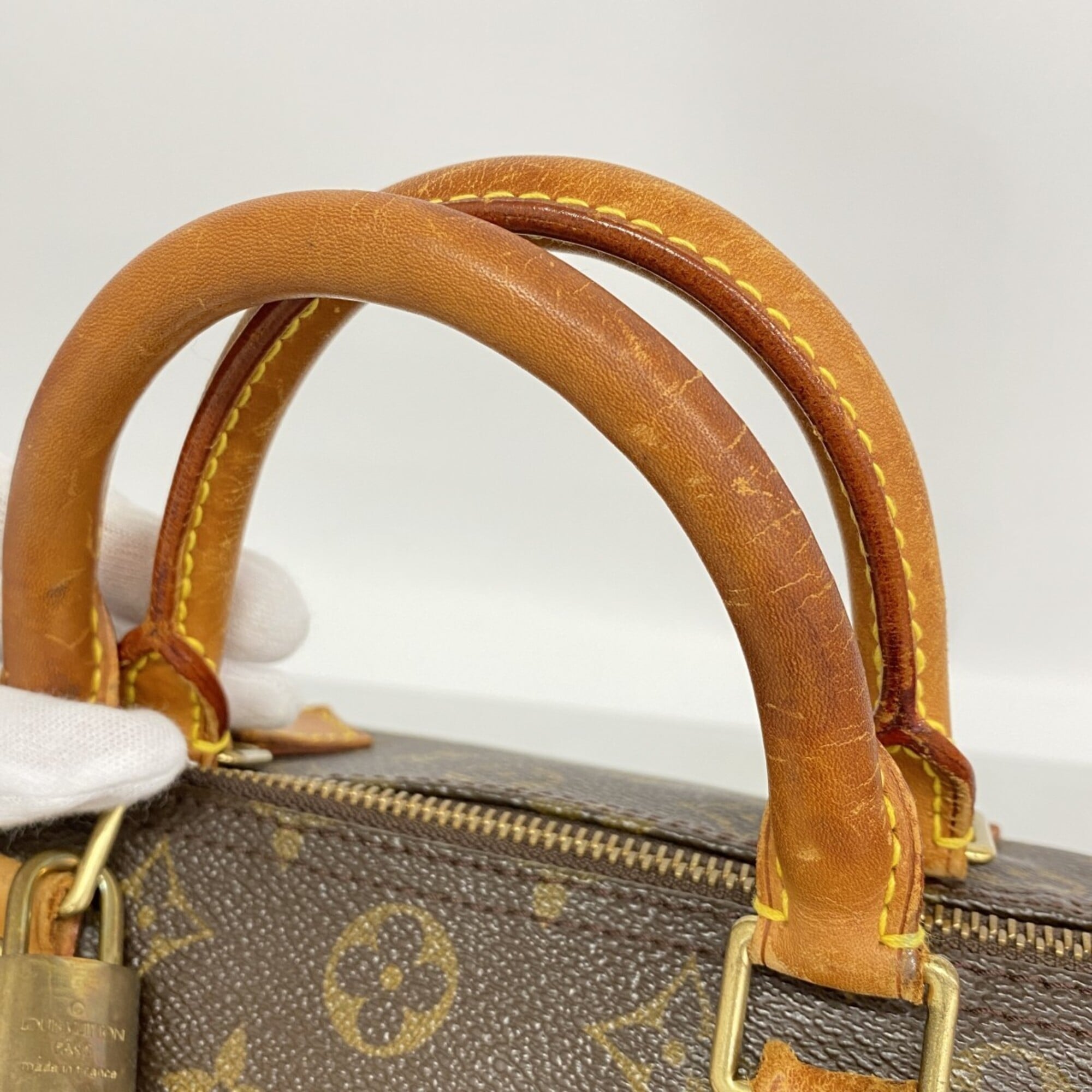 Louis Vuitton Brown Handbag (Pre-Owned)