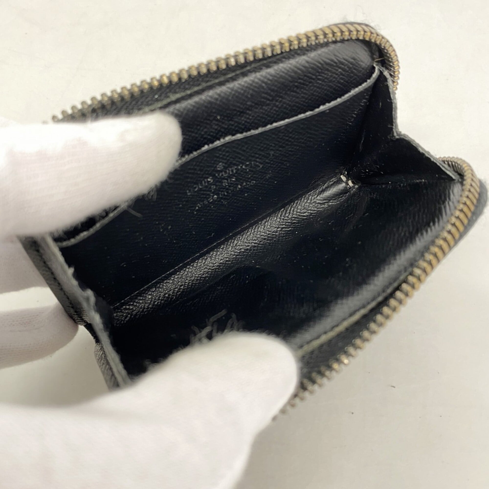 Louis Vuitton Black Coin Purse/Coin Case (Pre-Owned)