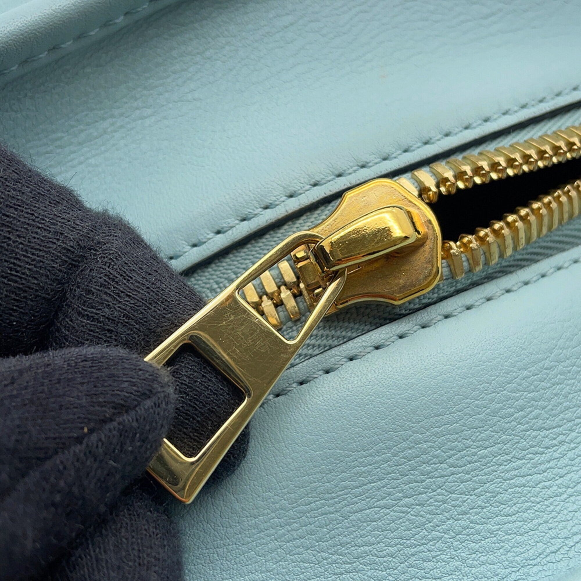 Loewe Amazona Light Blue Leather Handbag Shoulder Bag (Pre-Owned)