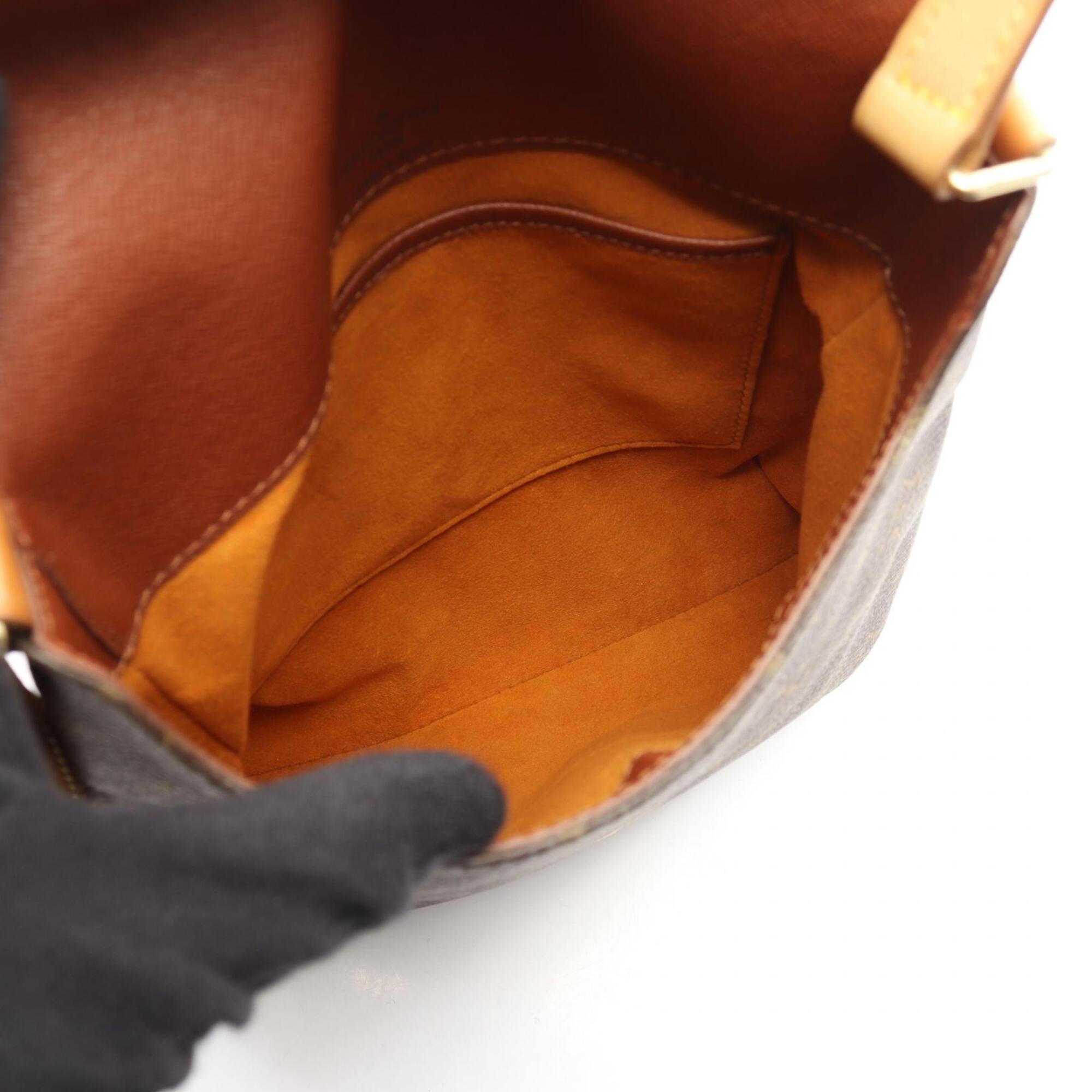 Louis Vuitton Brown Coated Canvas Pvc Monogram Leather Handbag Shoulder Bag (Pre-Owned)