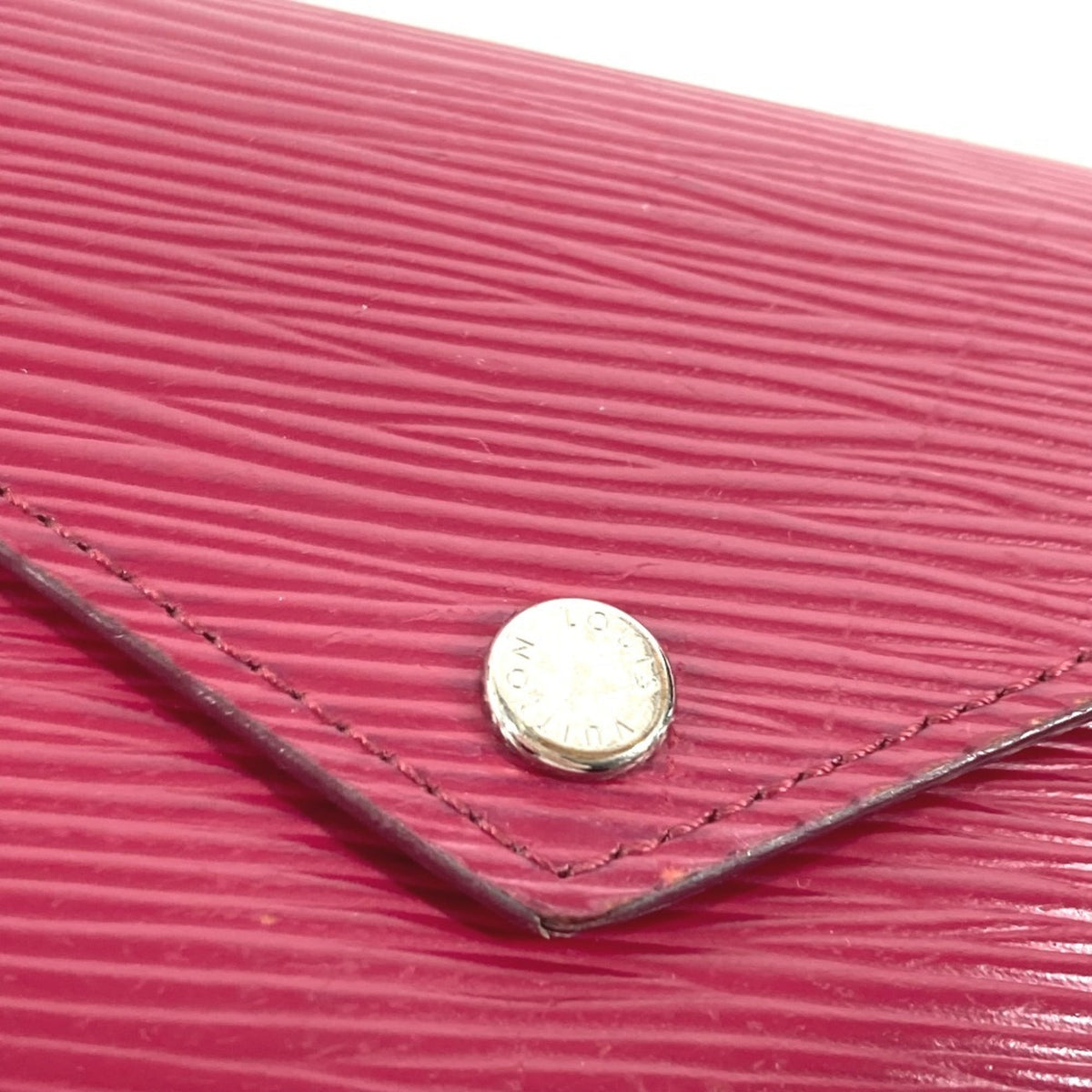 Louis Vuitton Fuchsia Purple Epi Leather Wallet (Tri-Fold) (Pre-Owned)