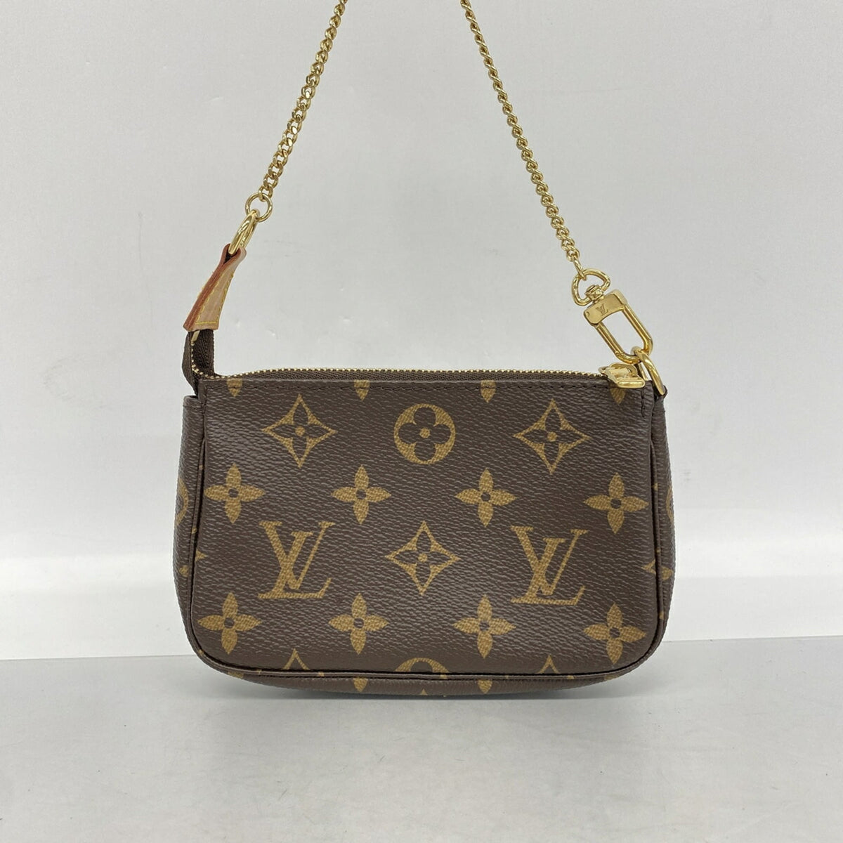 Louis Vuitton Brown Pouch (Pre-Owned)