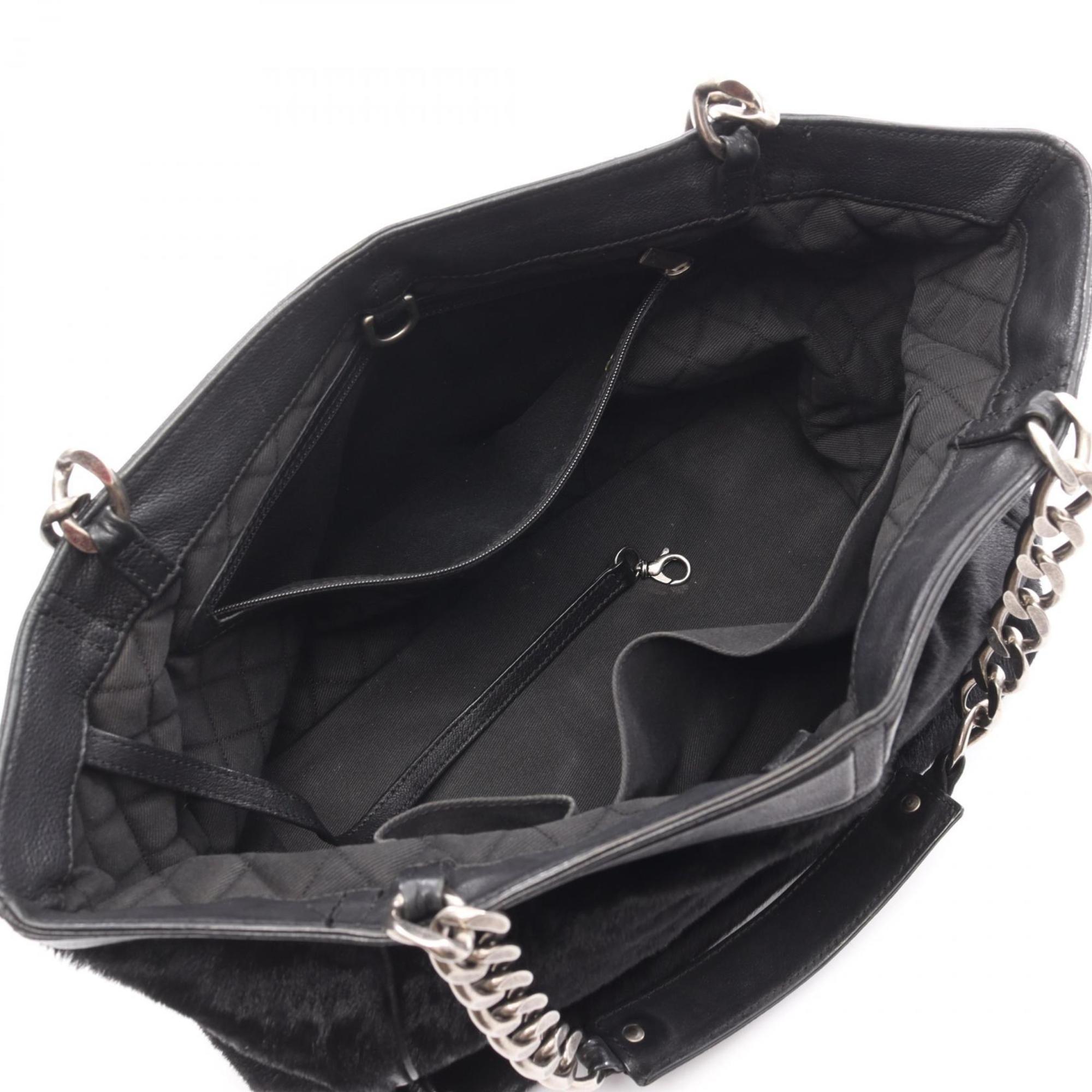 Chanel Black Leather Tote Bag (Pre-Owned)
