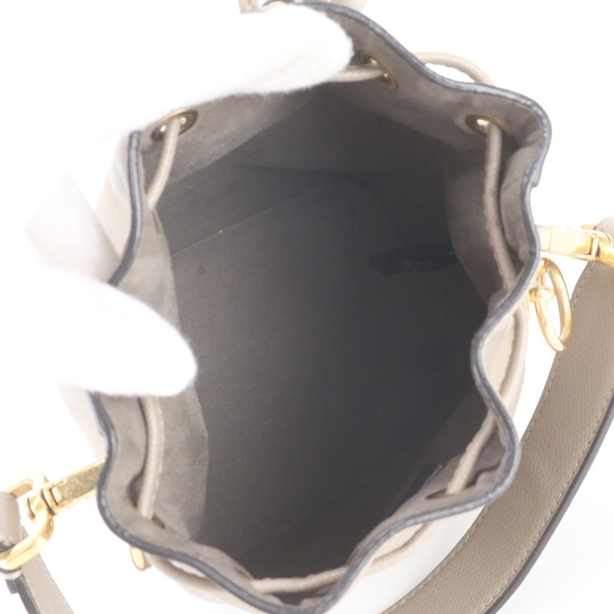 Fendi Leather Handbag Tote Bag (Pre-Owned)