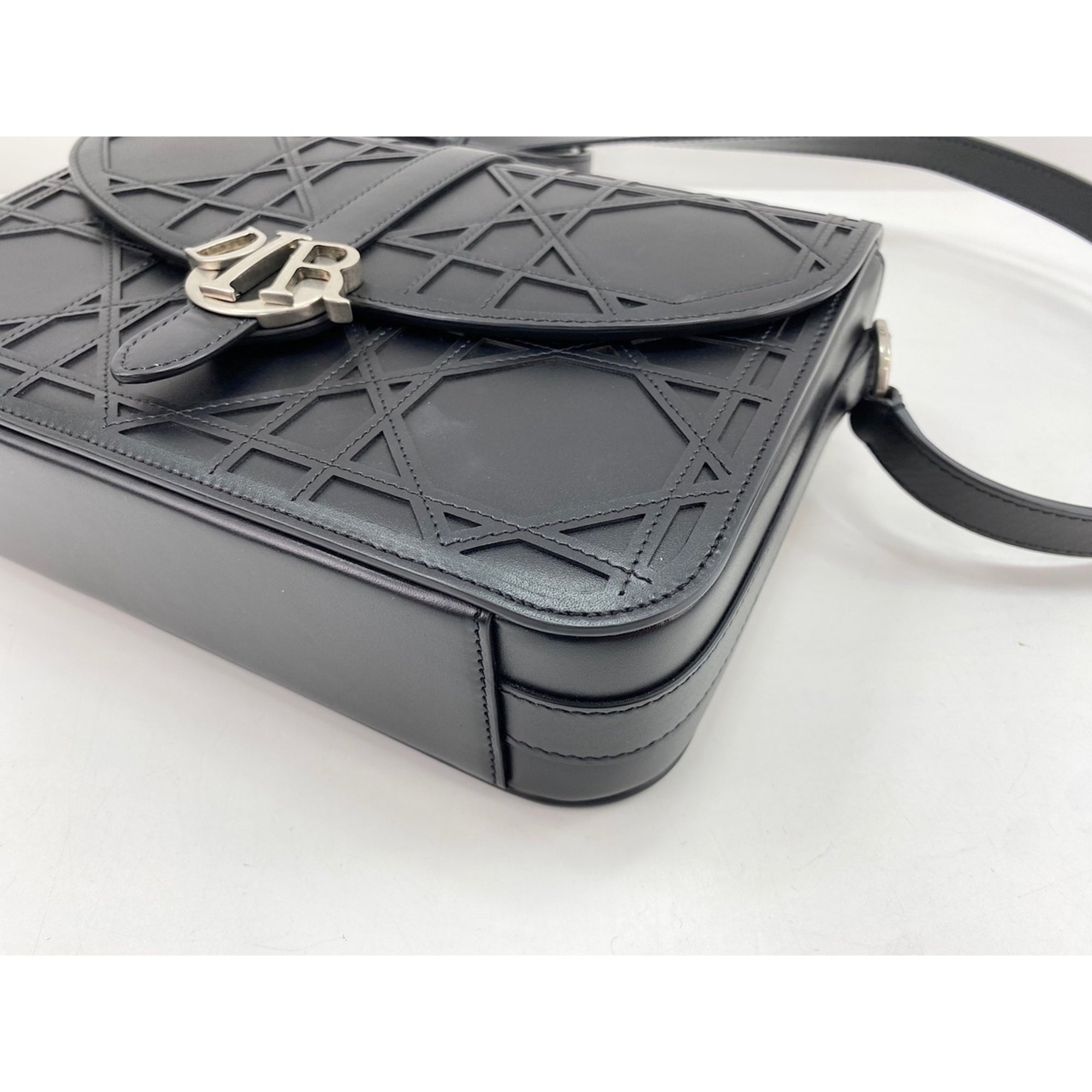Christian Dior Black Shoulder Bag (Pre-Owned)