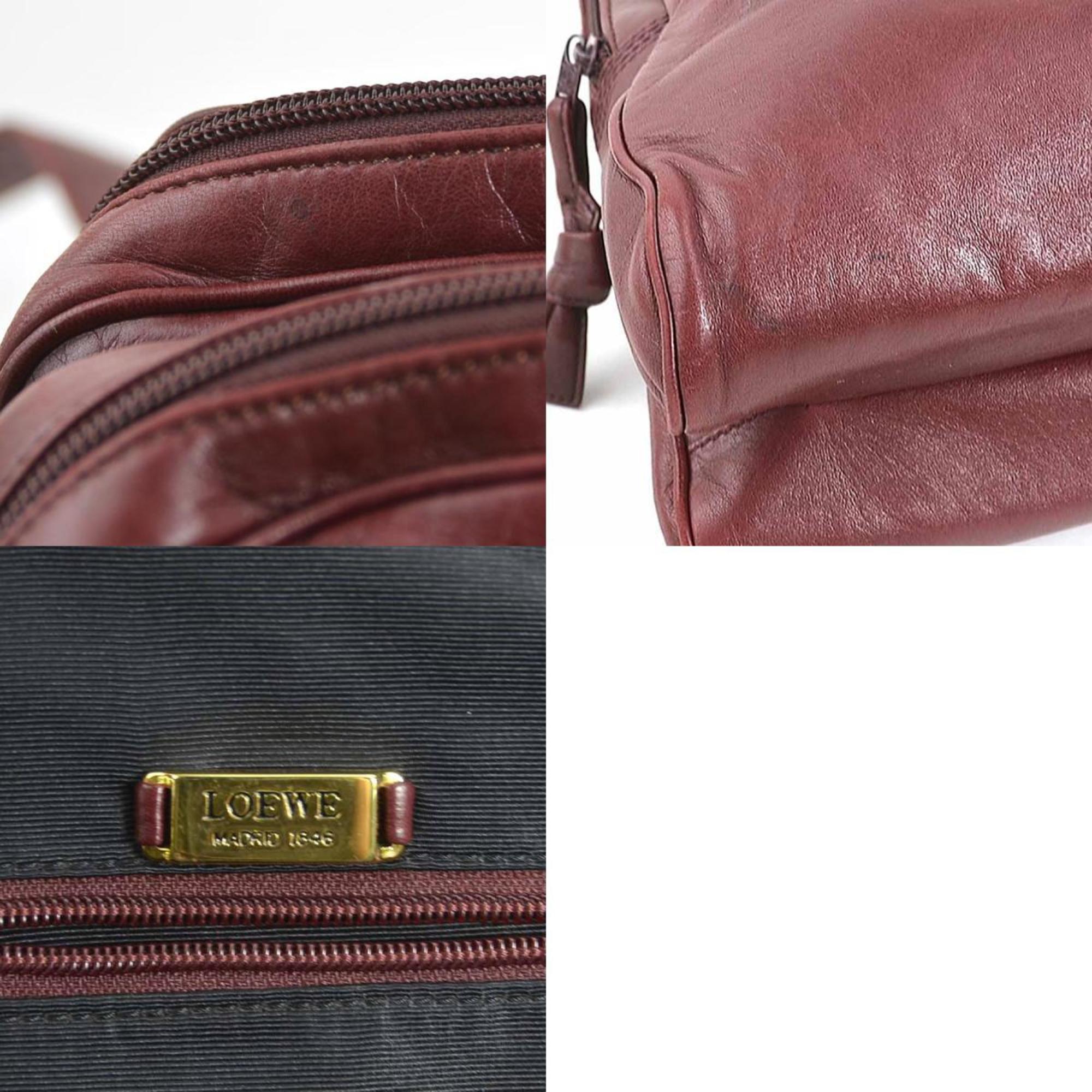 Loewe Burgundy Leather Shoulder Bag (Pre-Owned)