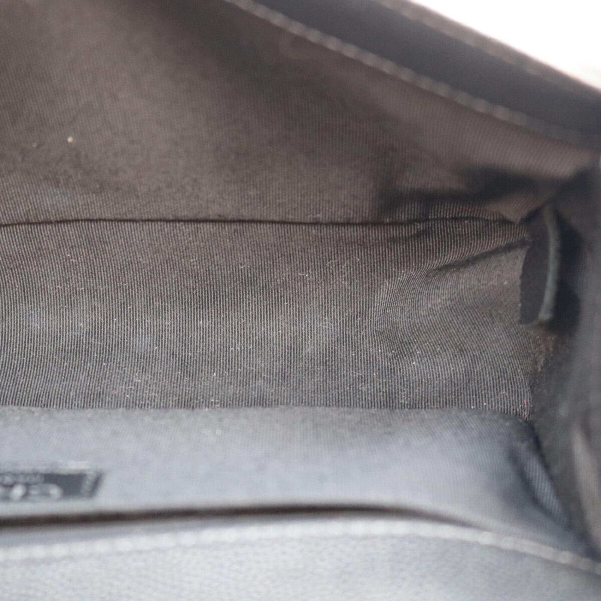 Chanel Black Grained Calfskin Shoulder Bag (Pre-Owned)