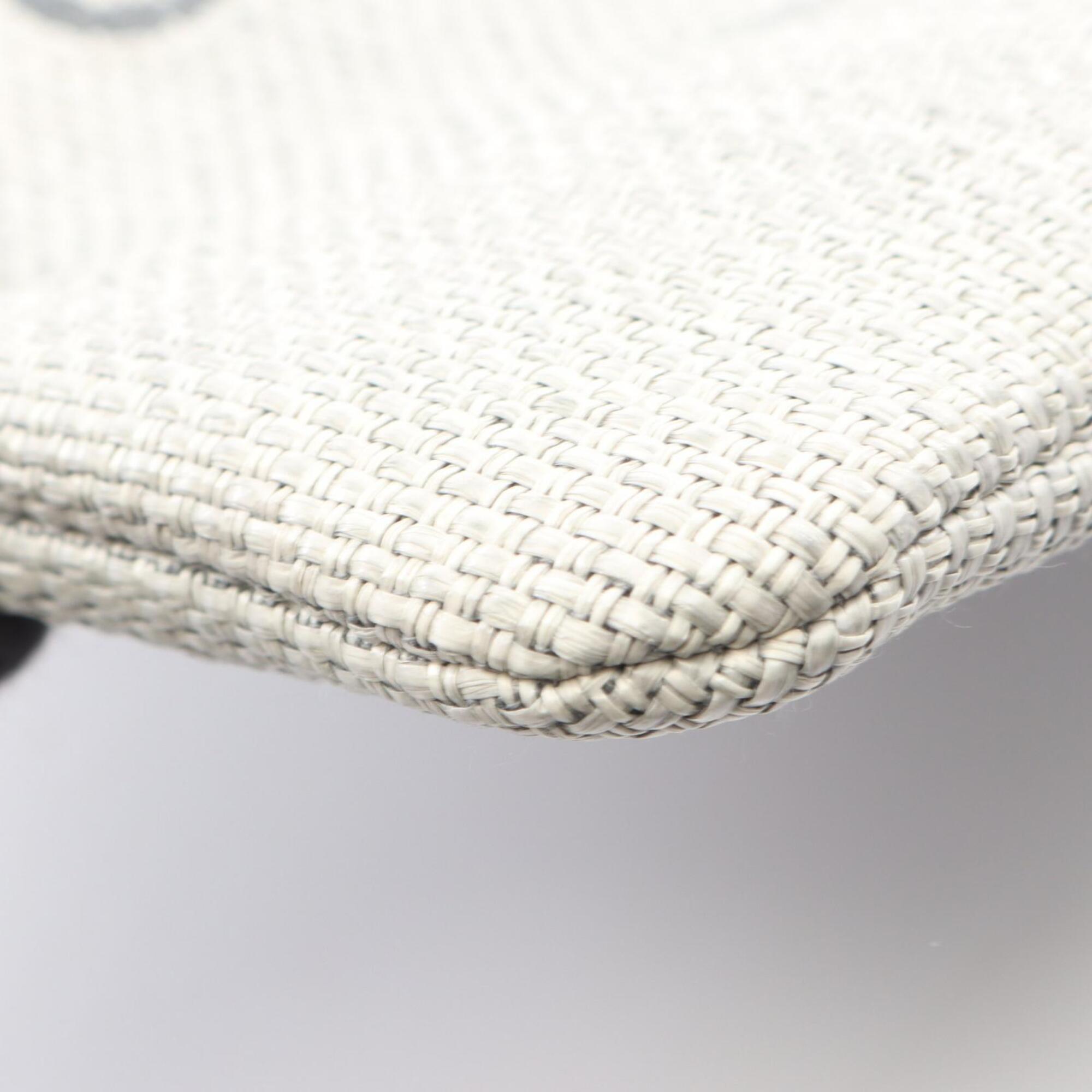 Chanel Gray Straw Clutch Bag Handbag (Pre-Owned)