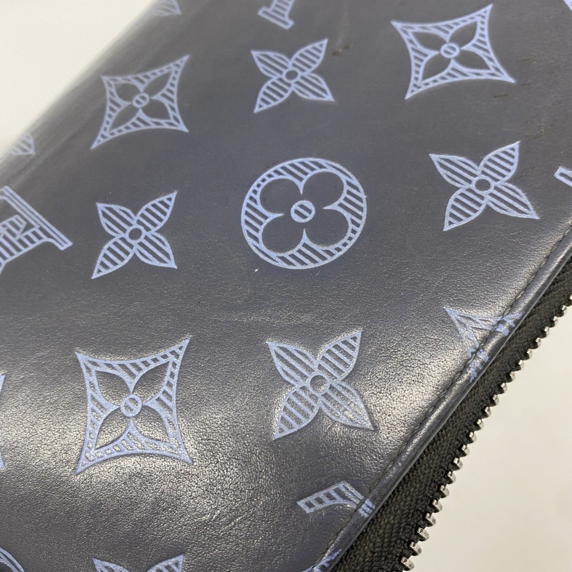 Louis Vuitton Navy Long Wallet (Bi-Fold) (Pre-Owned)