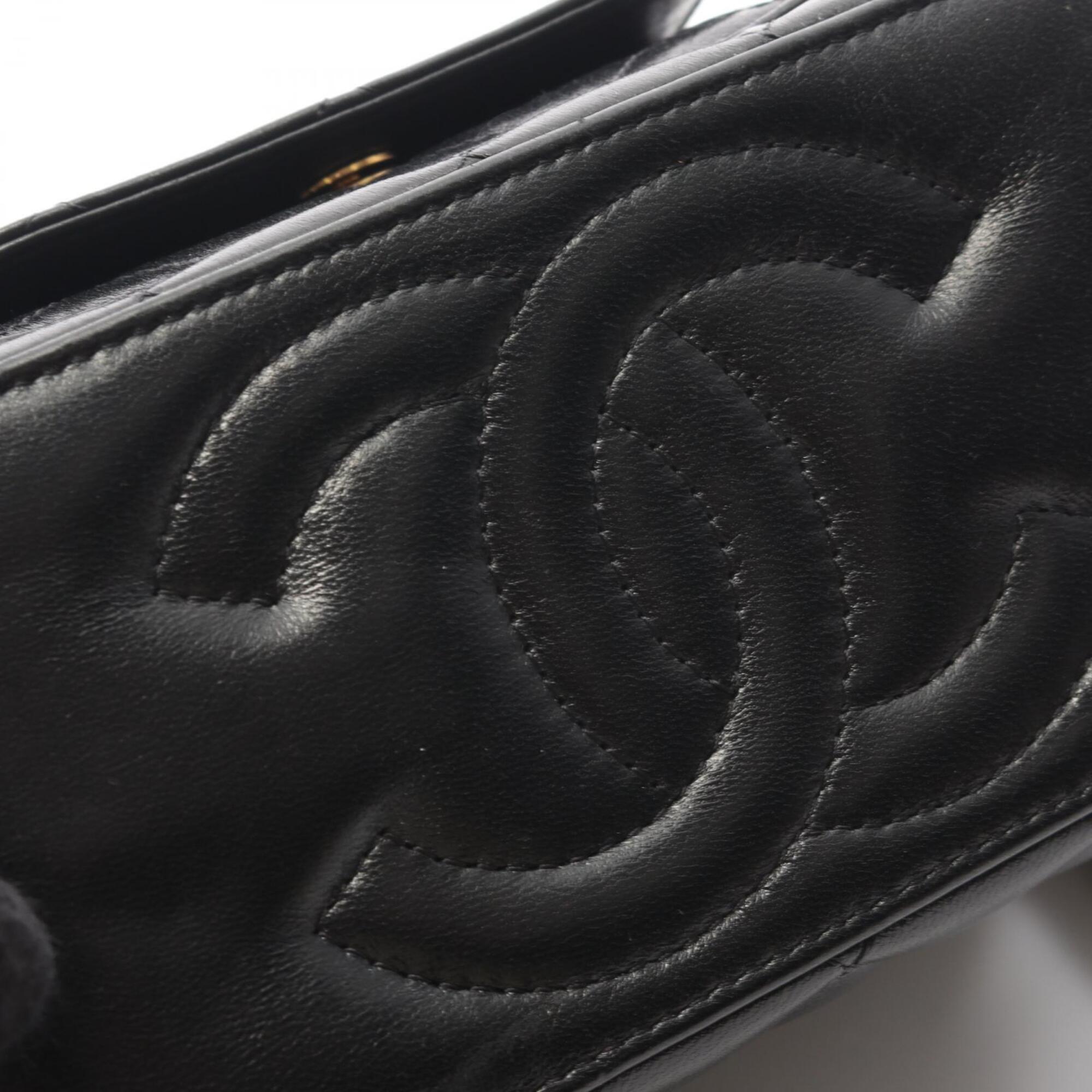 Chanel Black Grained Calfskin Handbag Shoulder Bag (Pre-Owned)