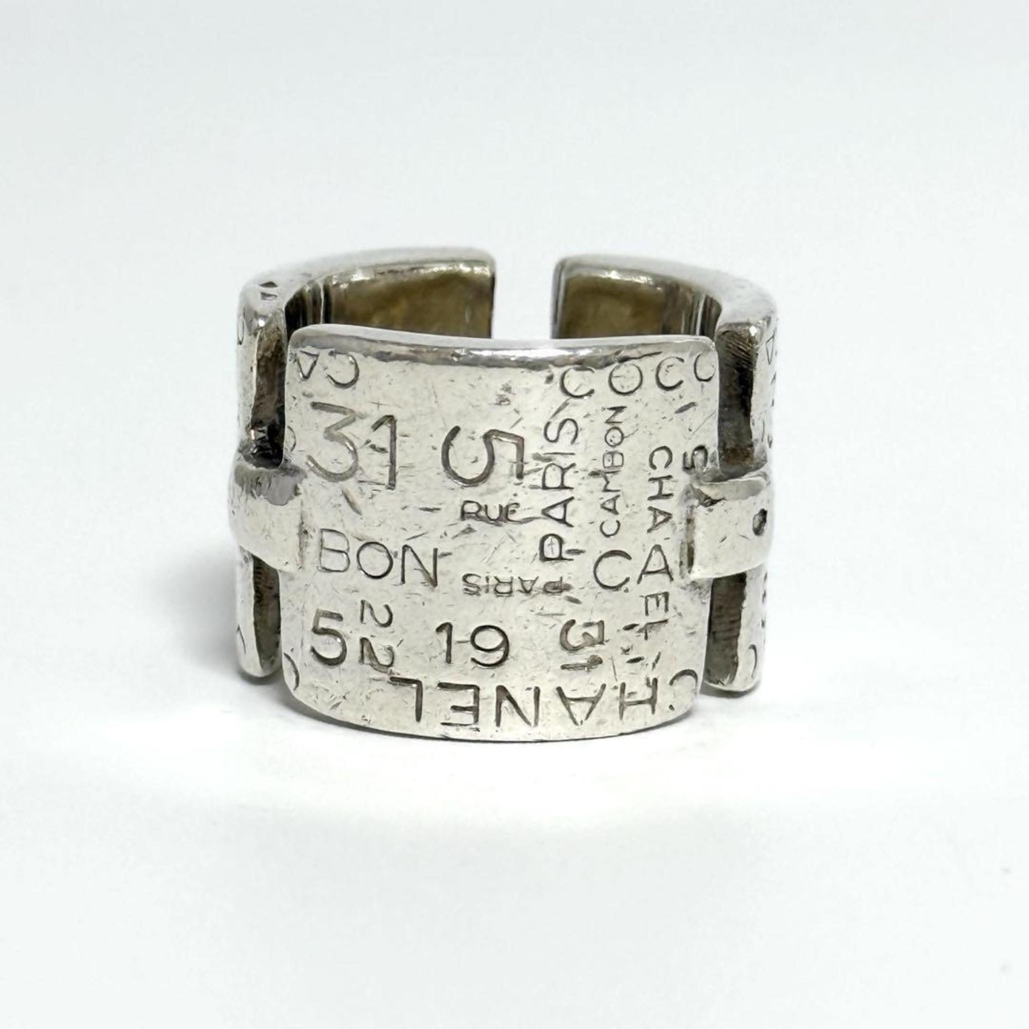 Chanel Silver 925 Band Ring (Pre-Owned)
