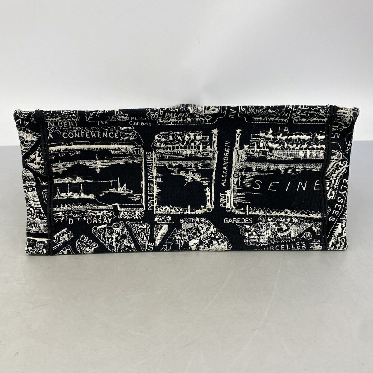 Christian Dior Black Canvas Tote Bag (Pre-Owned)