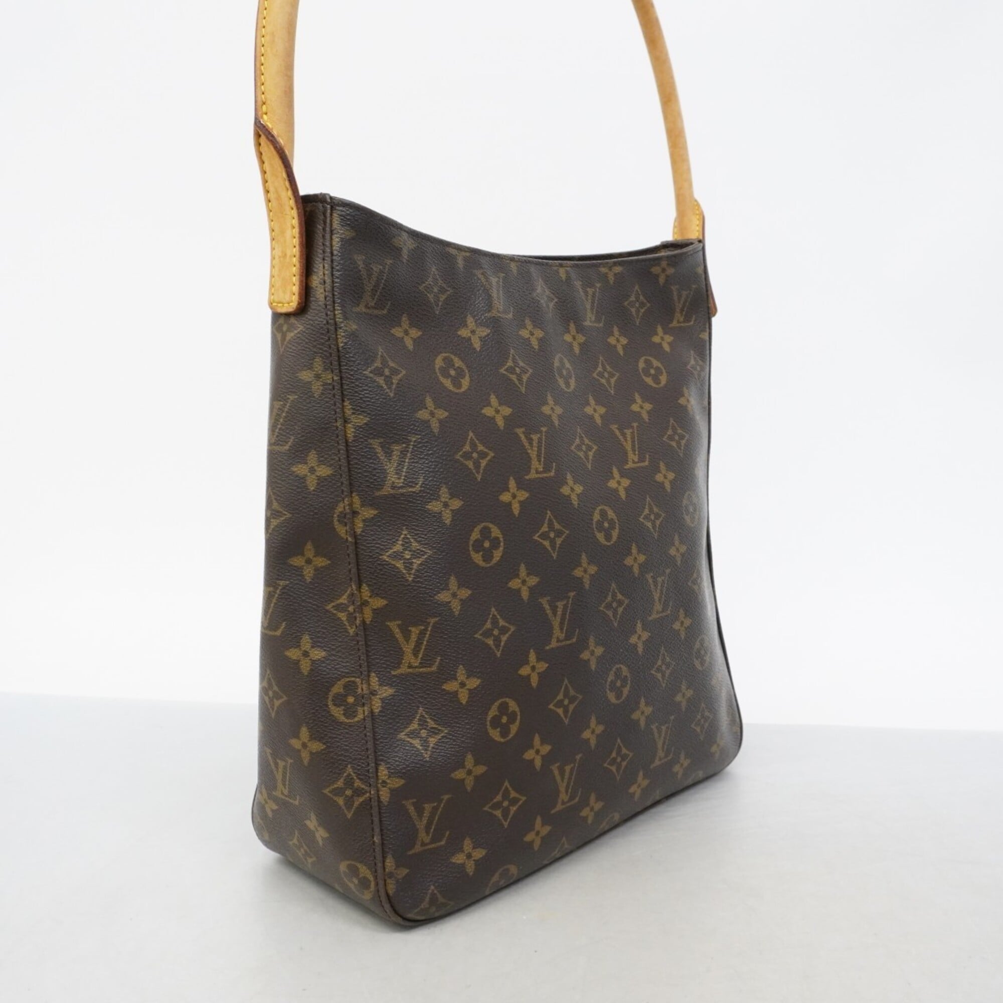 Louis Vuitton Brown Shoulder Bag (Pre-Owned)