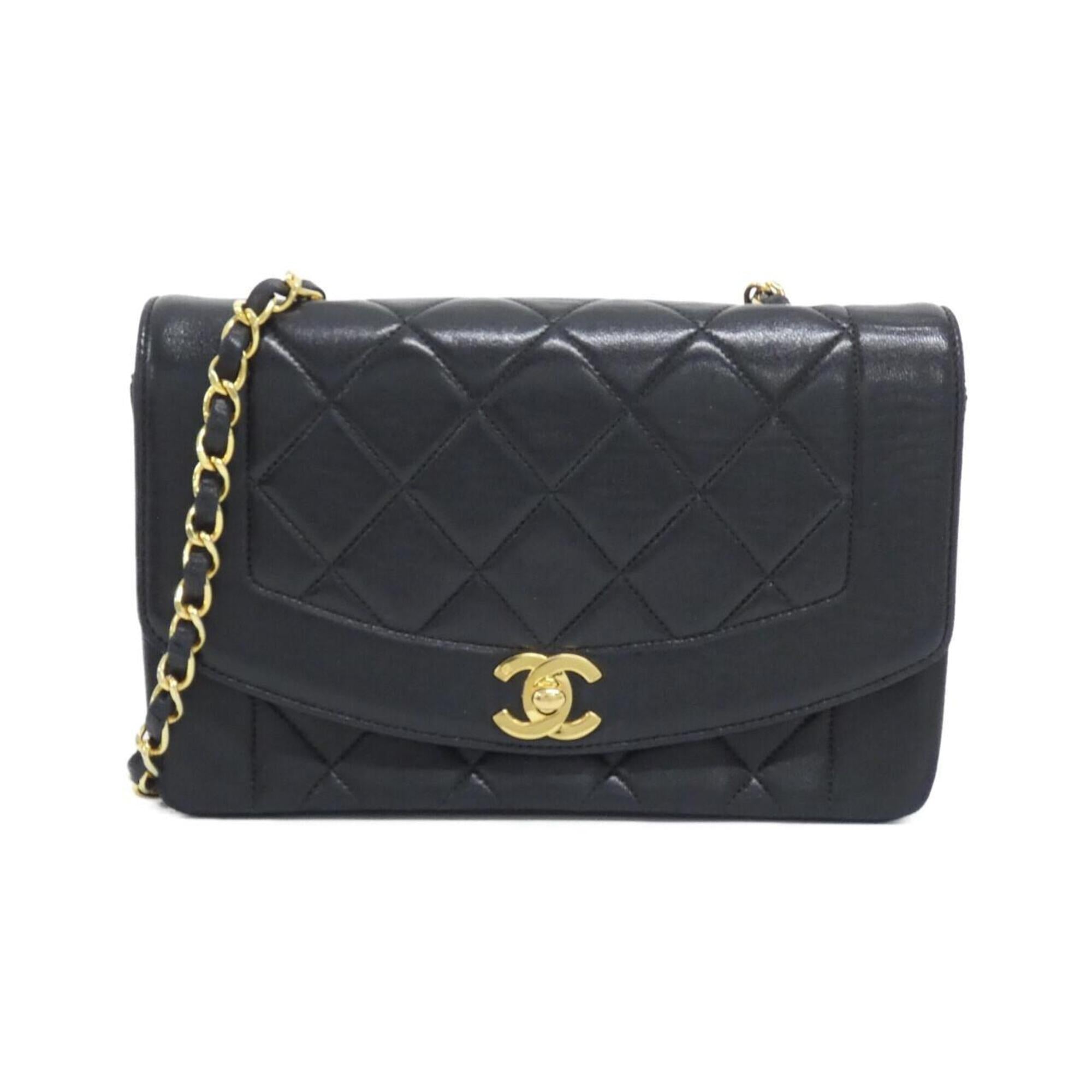 Chanel Black Leather Shoulder Bag (Pre-Owned)