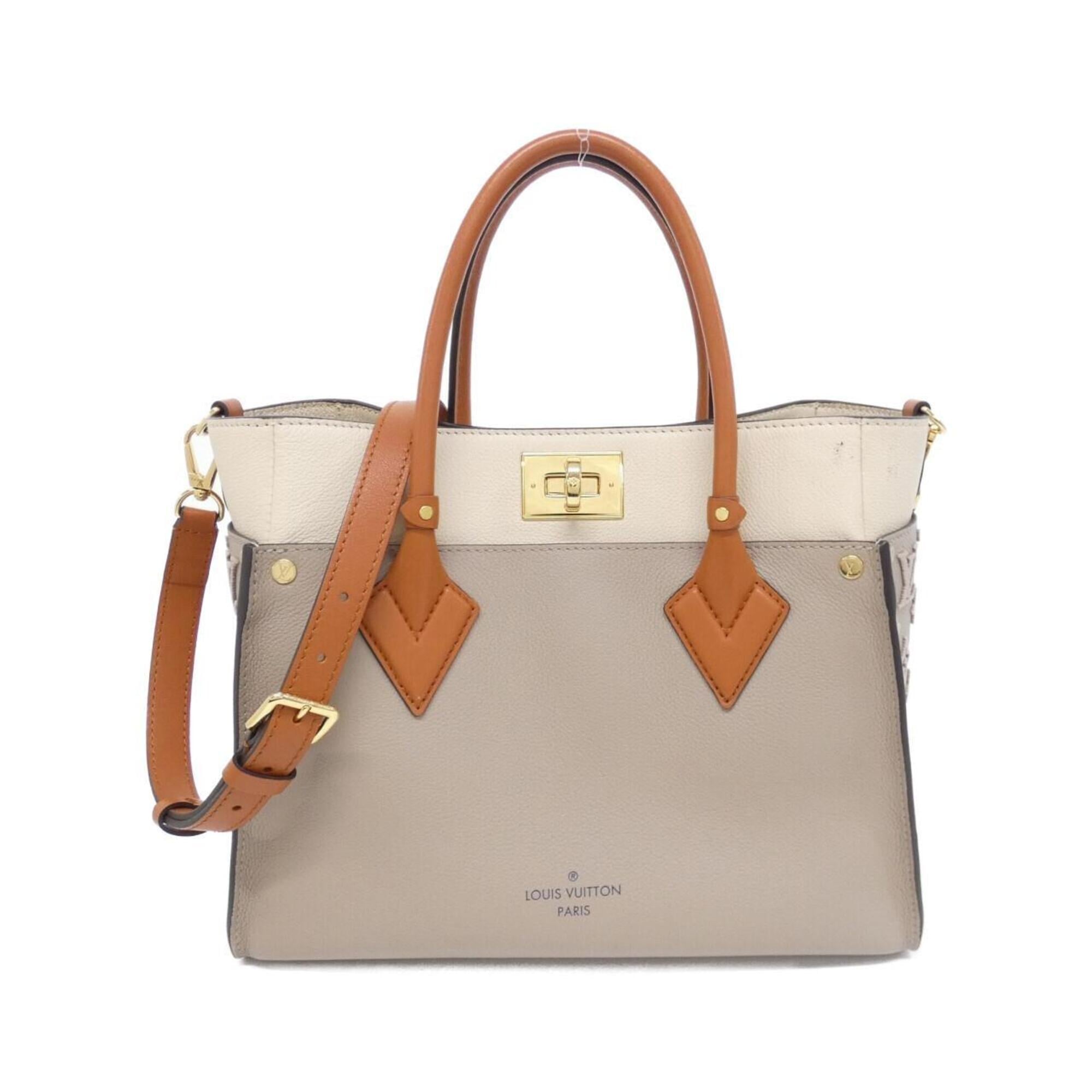 Louis Vuitton Beige Leather Handbag (Pre-Owned)