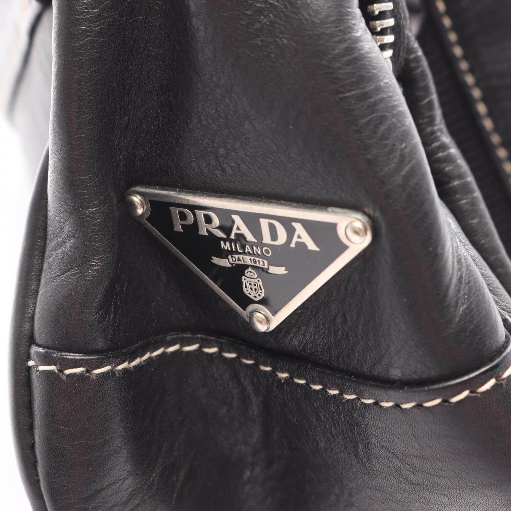 Prada Black Leather Handbag Shoulder Bag (Pre-Owned)