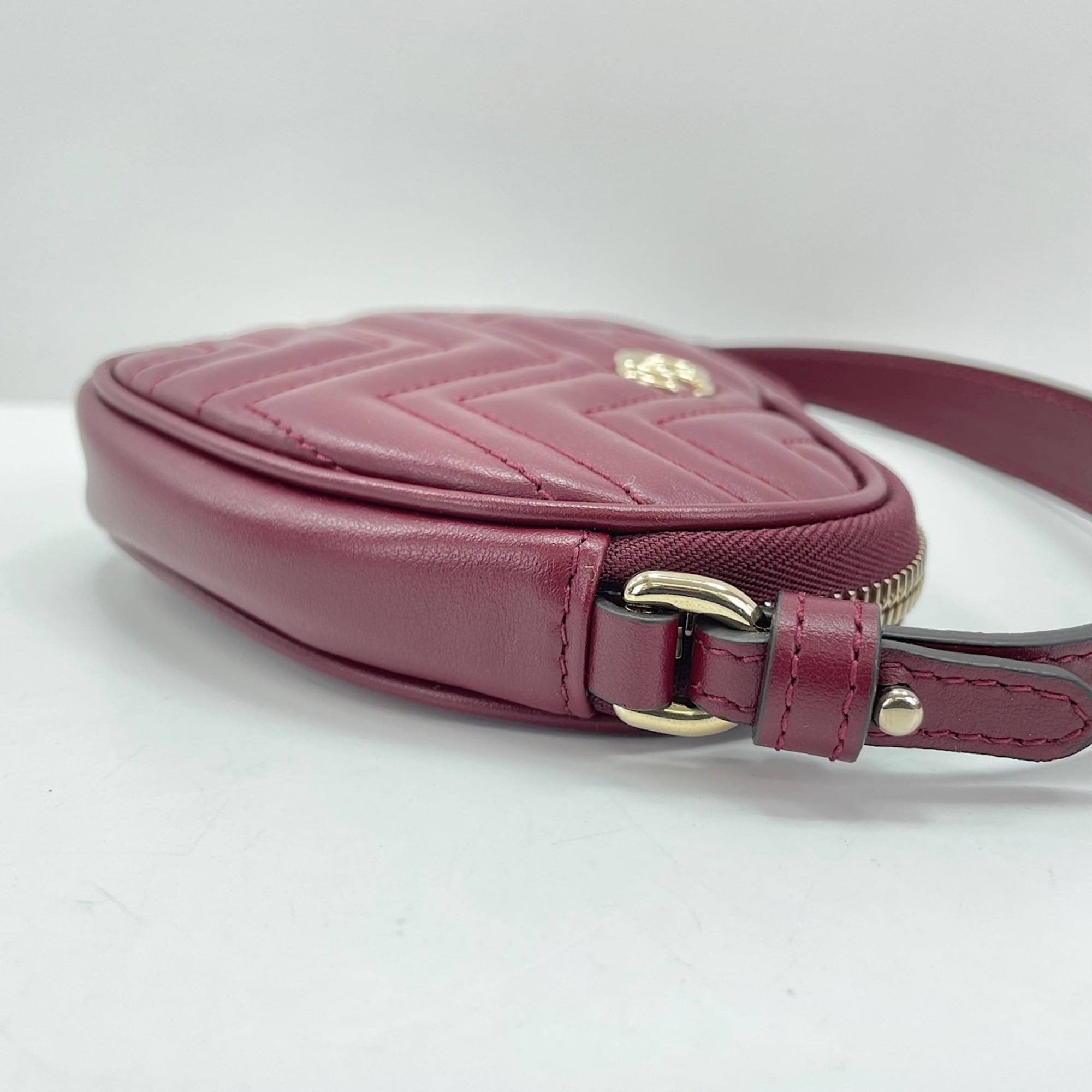 Gucci Gg Marmont Wine Leather Handbag (Pre-Owned)