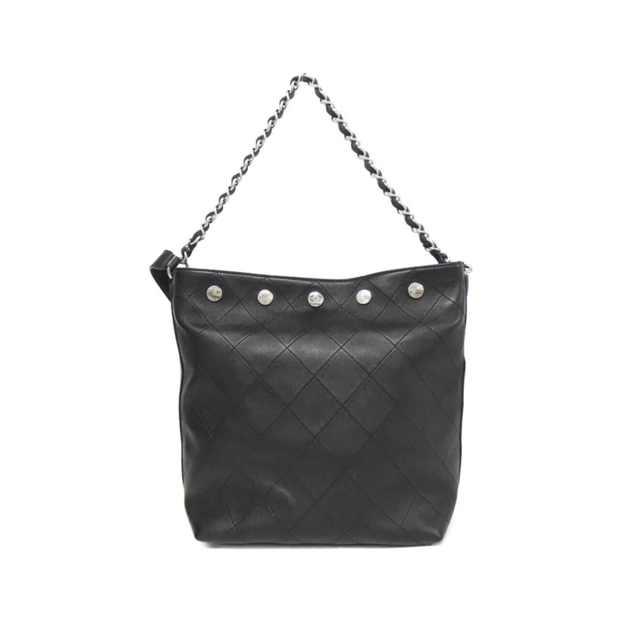 Chanel Black Leather Shoulder Bag (Pre-Owned)