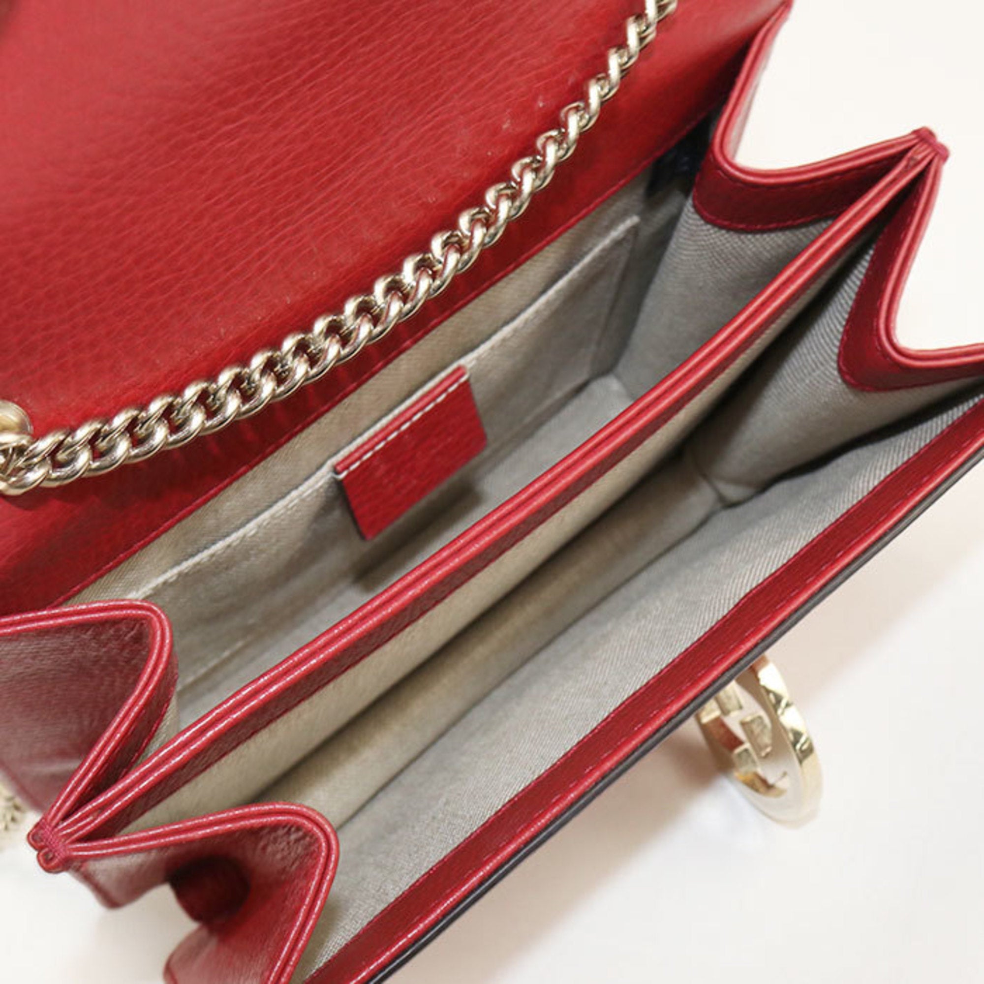 Gucci Red Color Leather Shoulder Bag (Pre-Owned)