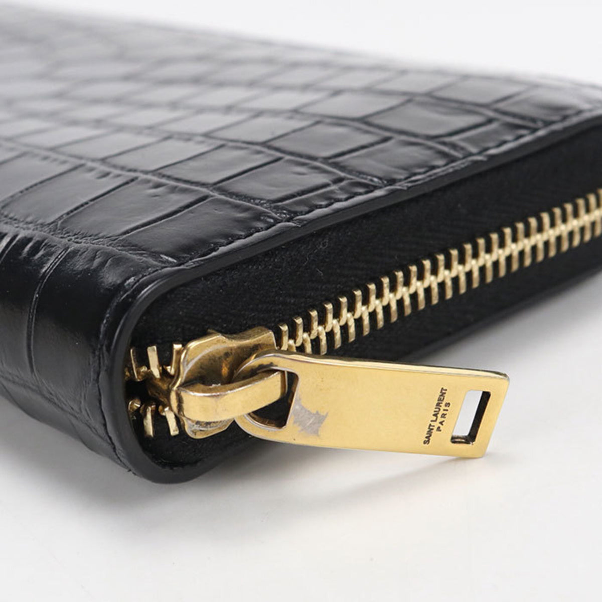Saint Laurent Black Leather Long Wallet (Bi-Fold) (Pre-Owned)