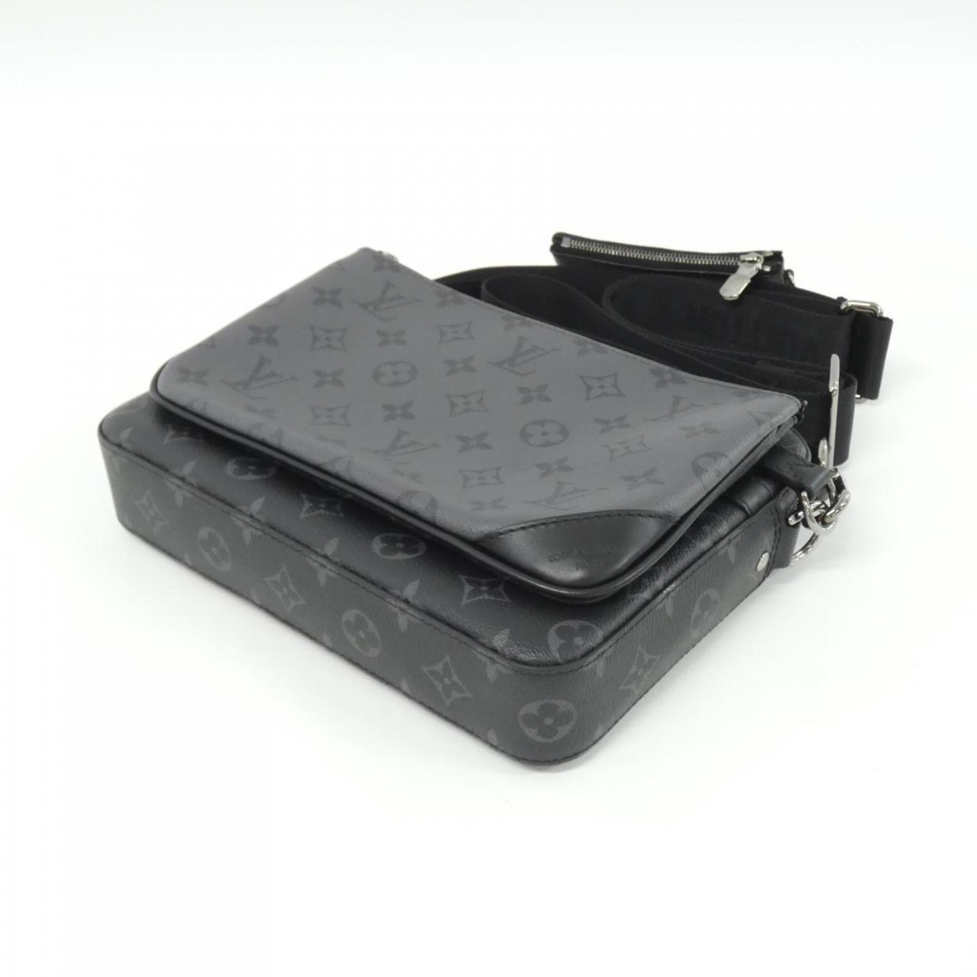 Louis Vuitton Black Gris Coated Canvas Pouch Shoulder Bag (Pre-Owned)