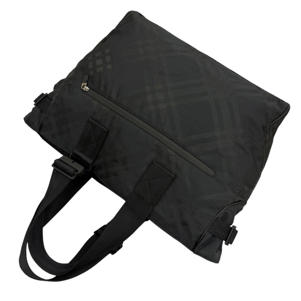 Burberry Black Nylon Tote Bag (Pre-Owned)