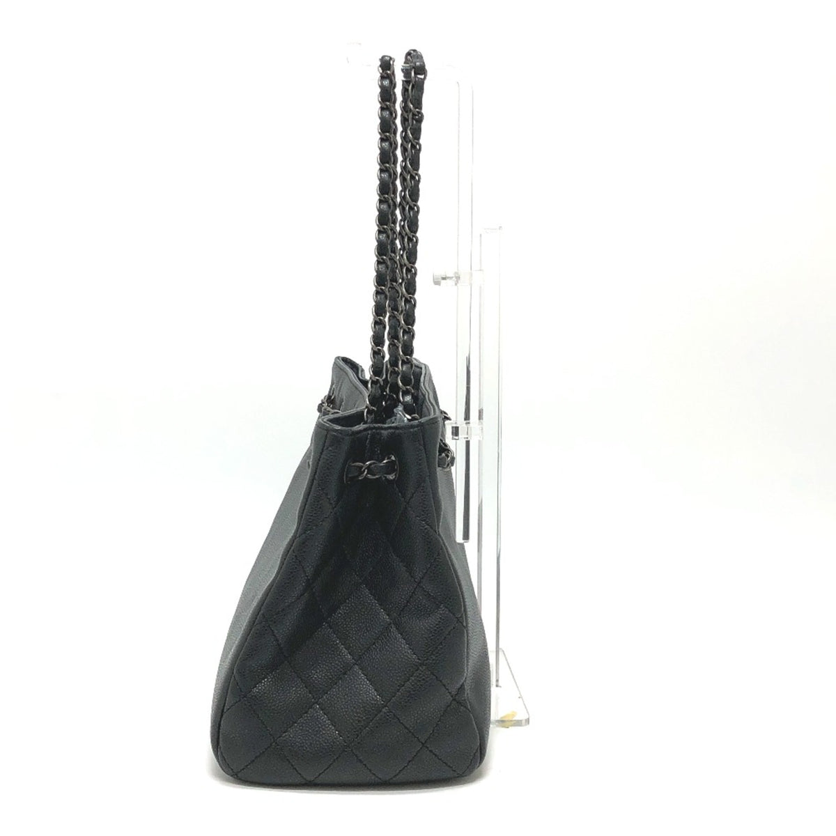 Chanel Black Leather Shoulder Bag (Pre-Owned)