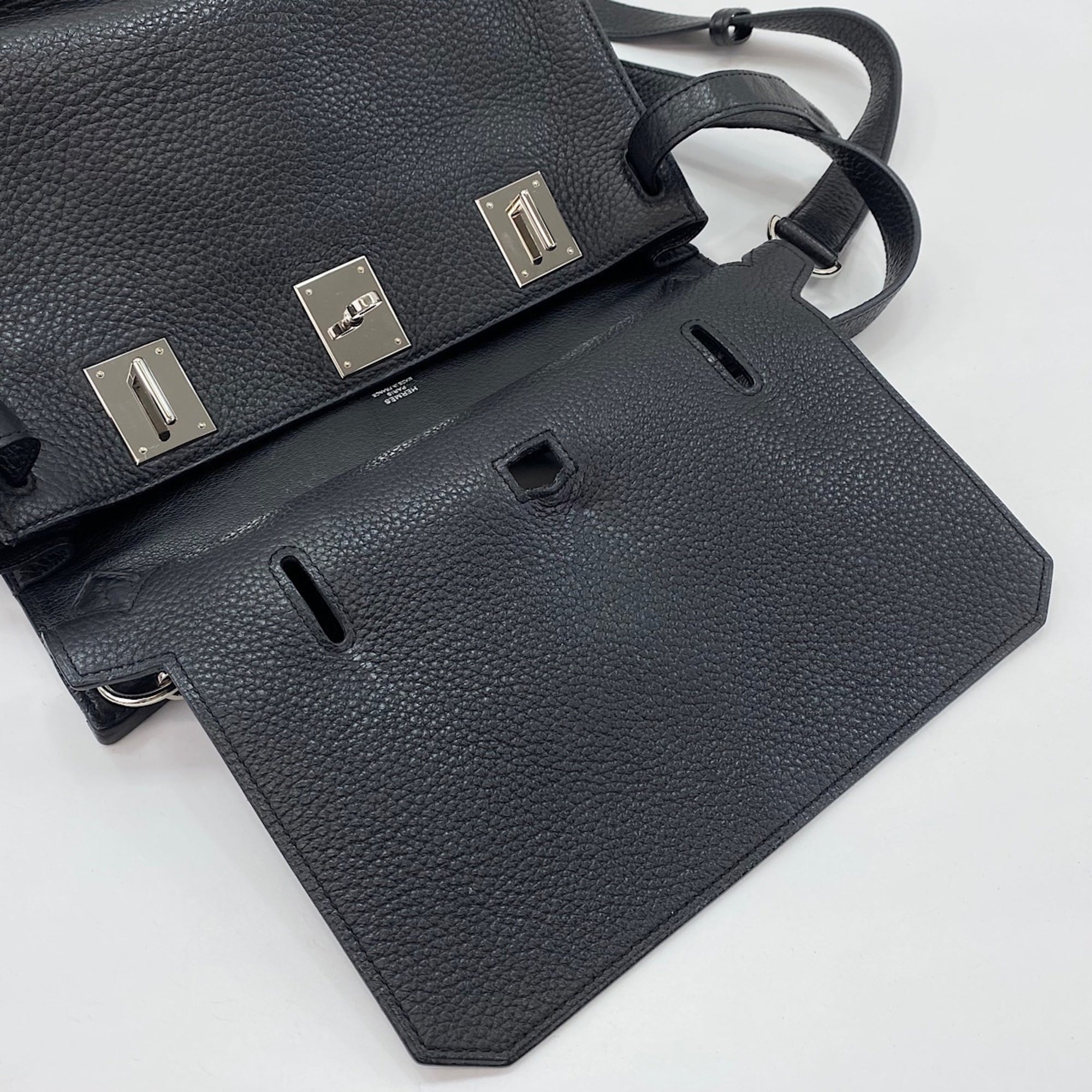 Hermes Jypsiere Black Shoulder Bag (Pre-Owned)