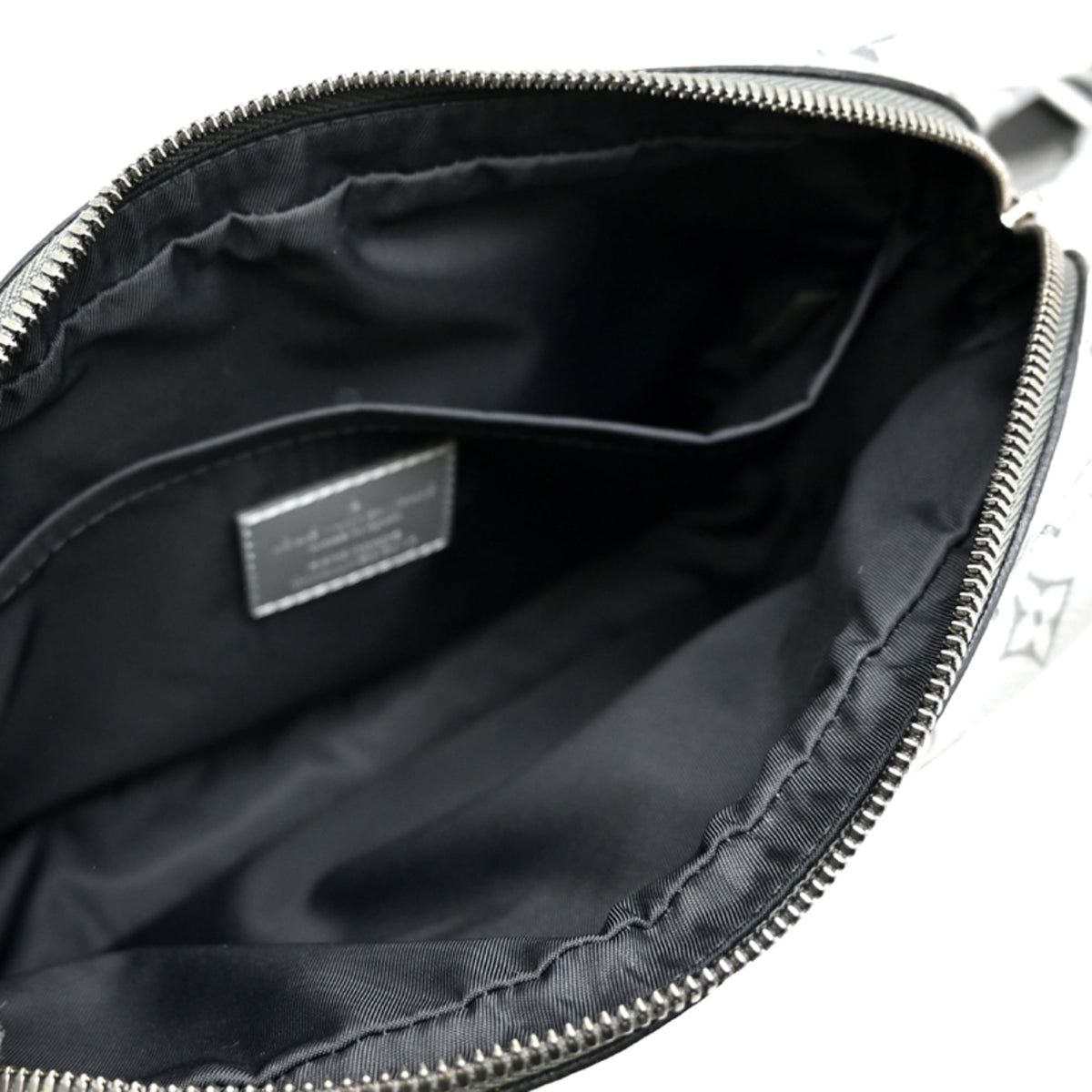 Louis Vuitton Silver Monogram Shoulder Bag (Pre-Owned)