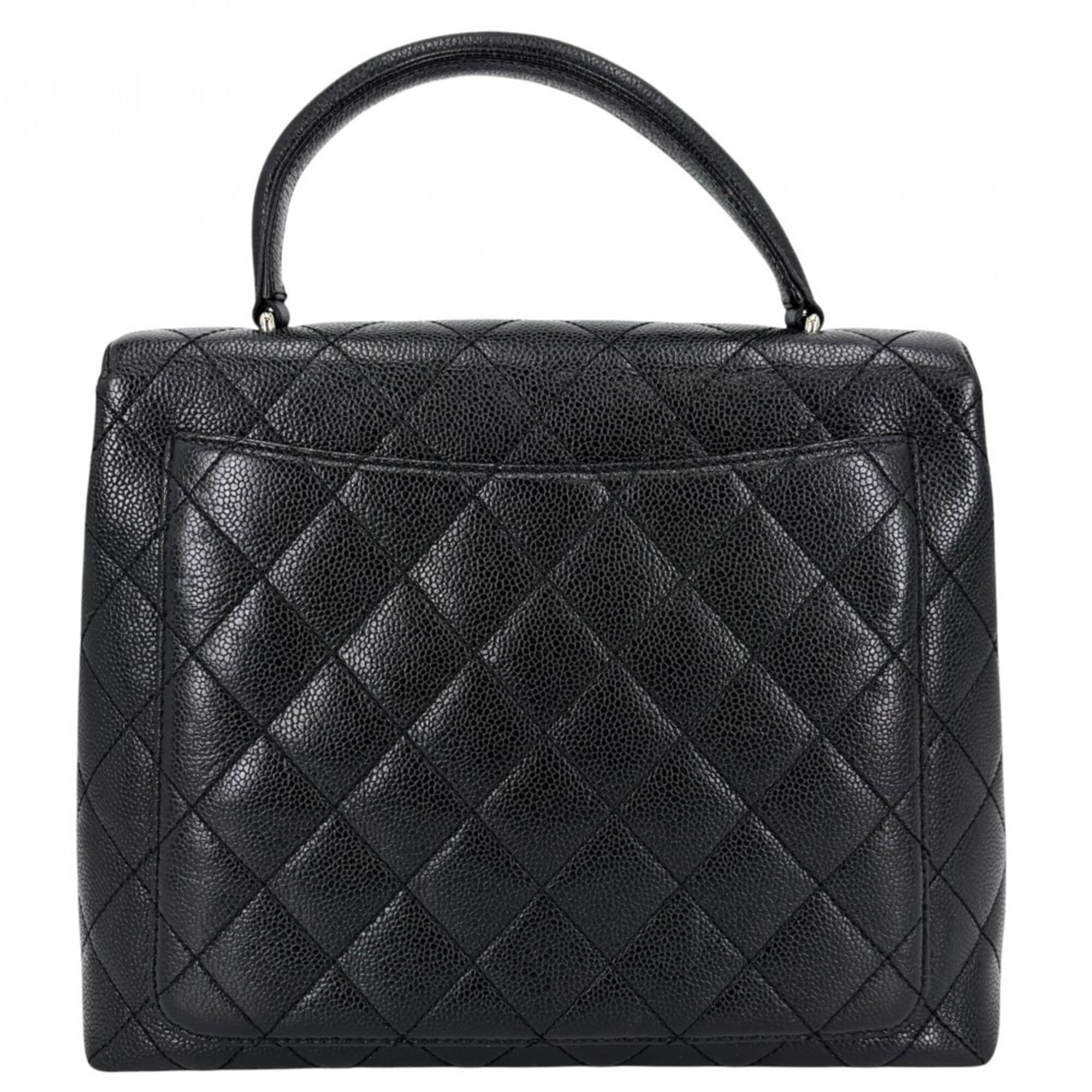 Chanel Matelasse Black Grained Calfskin Handbag (Pre-Owned)