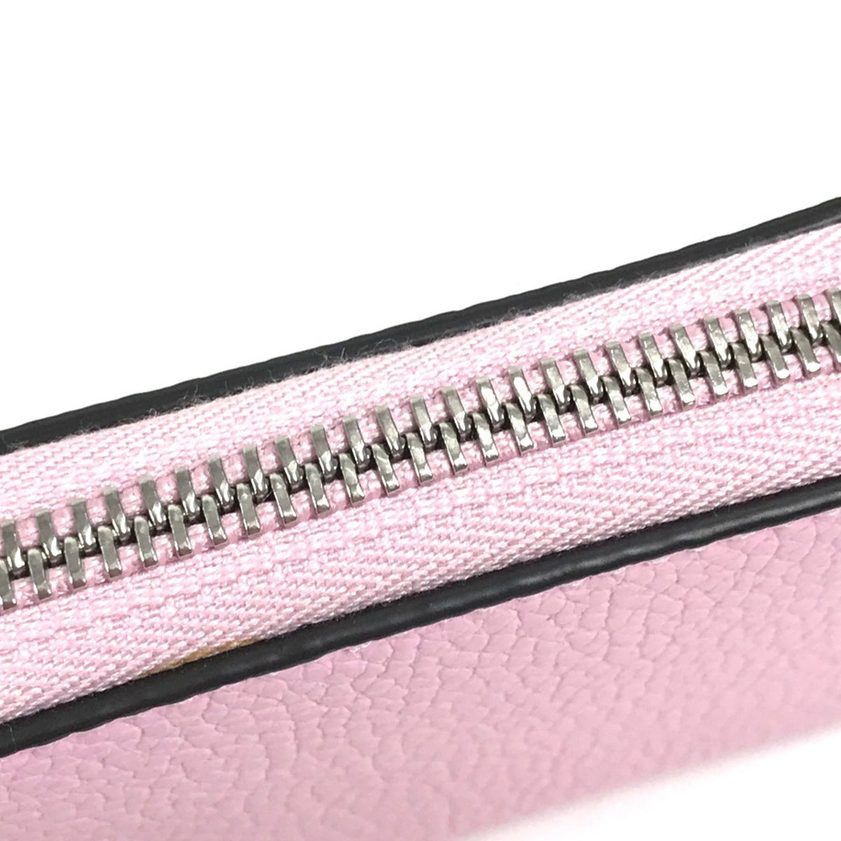 Salvatore Ferragamo Pink Leather Coin Purse/Coin Case (Pre-Owned)