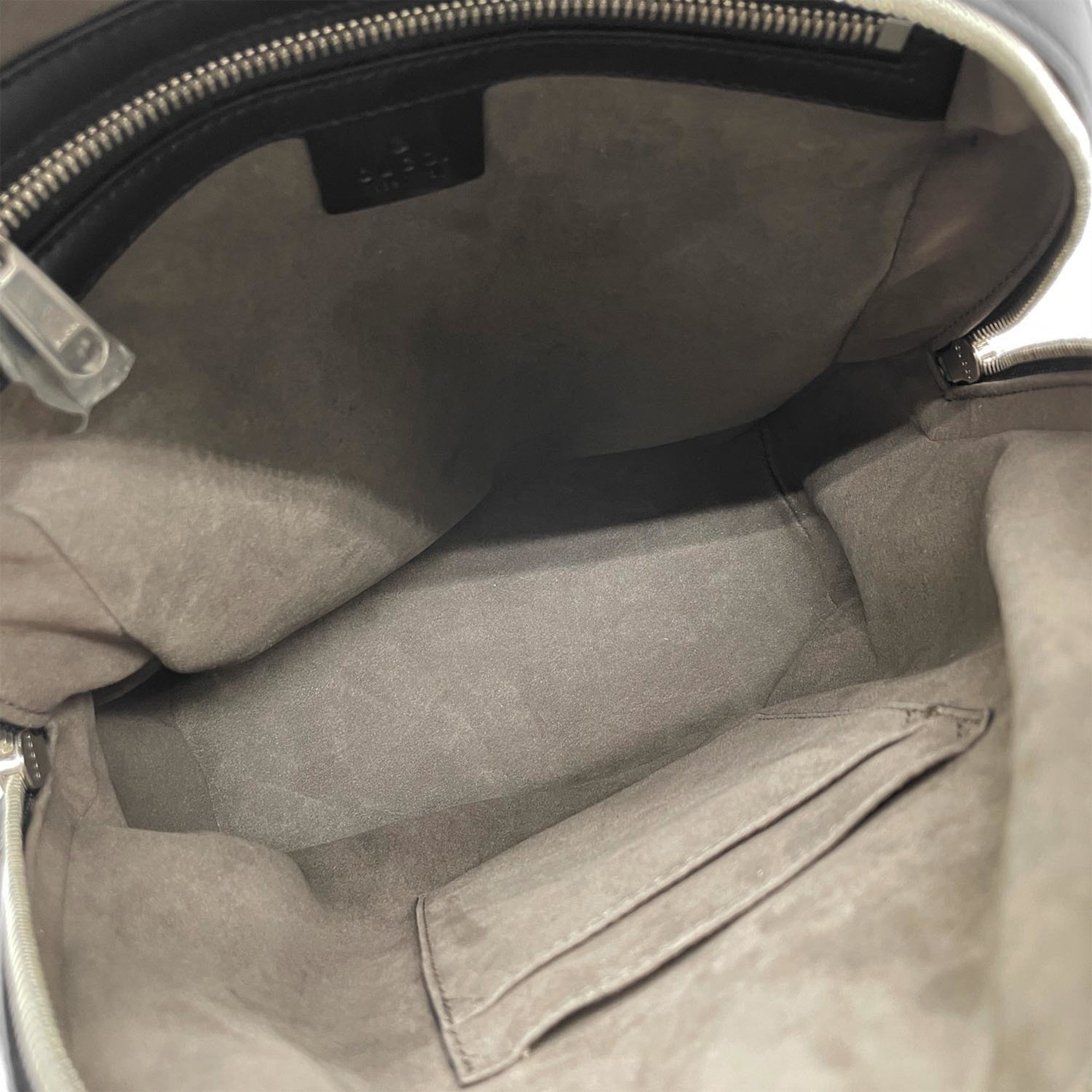 Gucci Black Leather Backpack (Pre-Owned)
