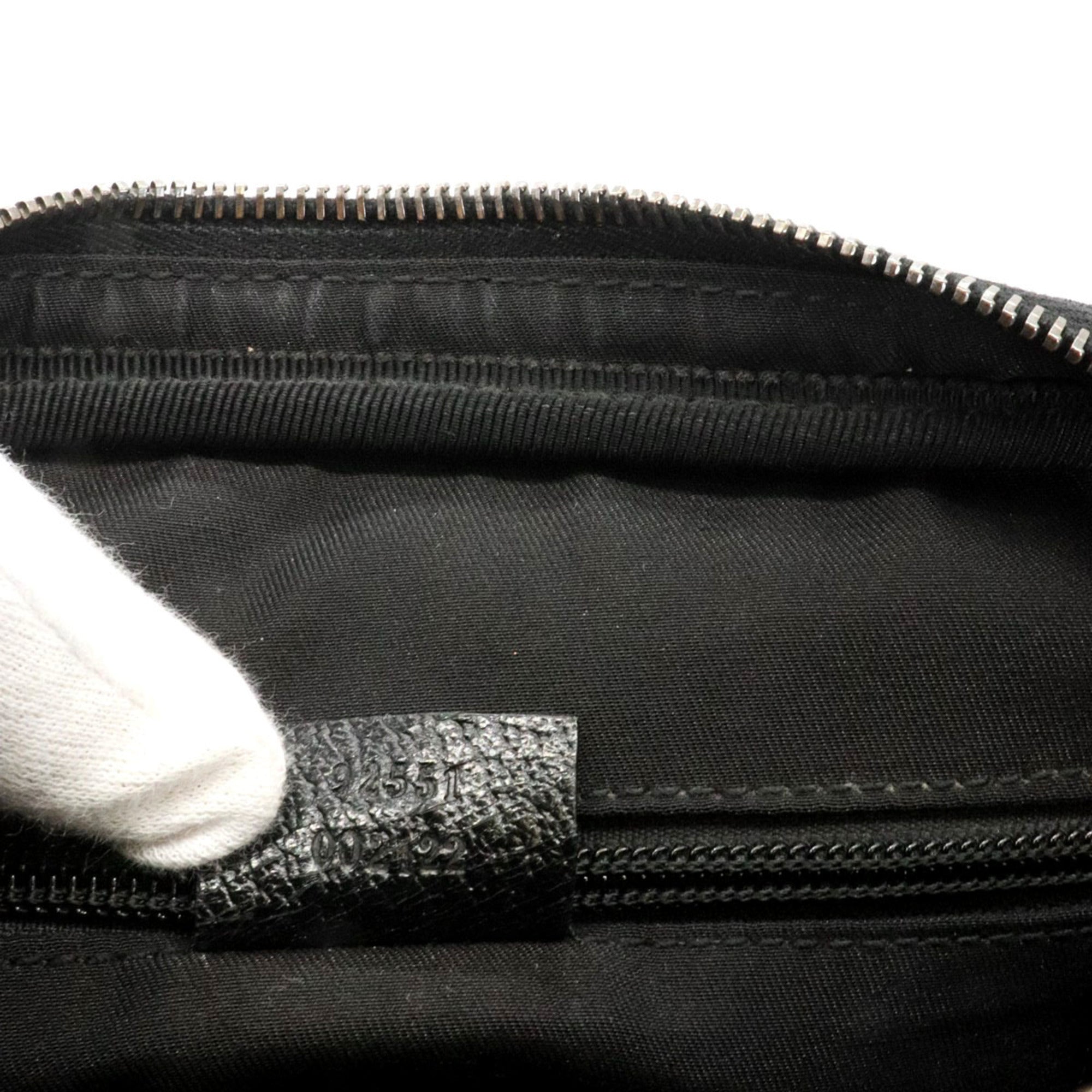 Gucci Gg Canvas Black Gg Canvas Shoulder Bag (Pre-Owned)