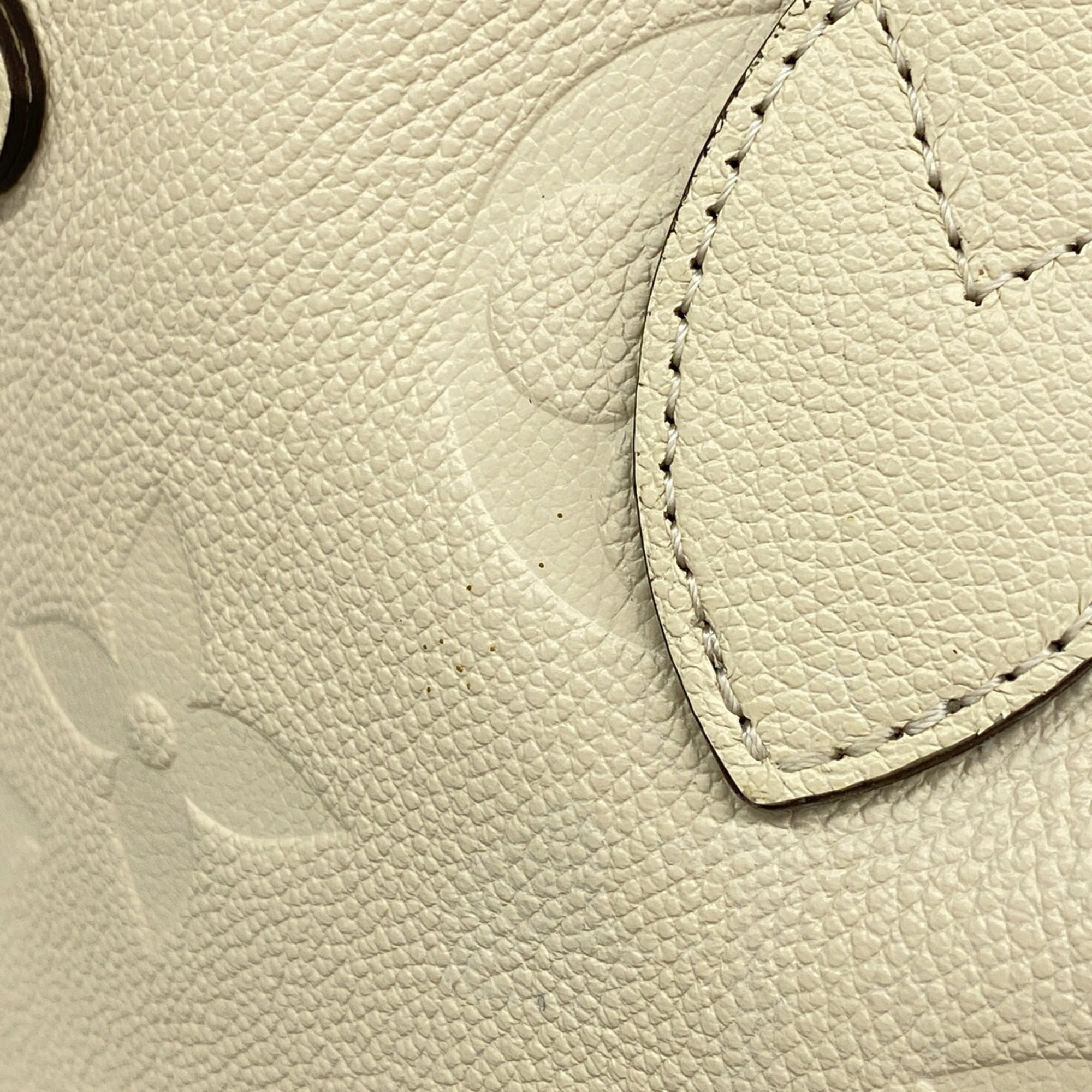 Louis Vuitton Cream Tote Bag (Pre-Owned)