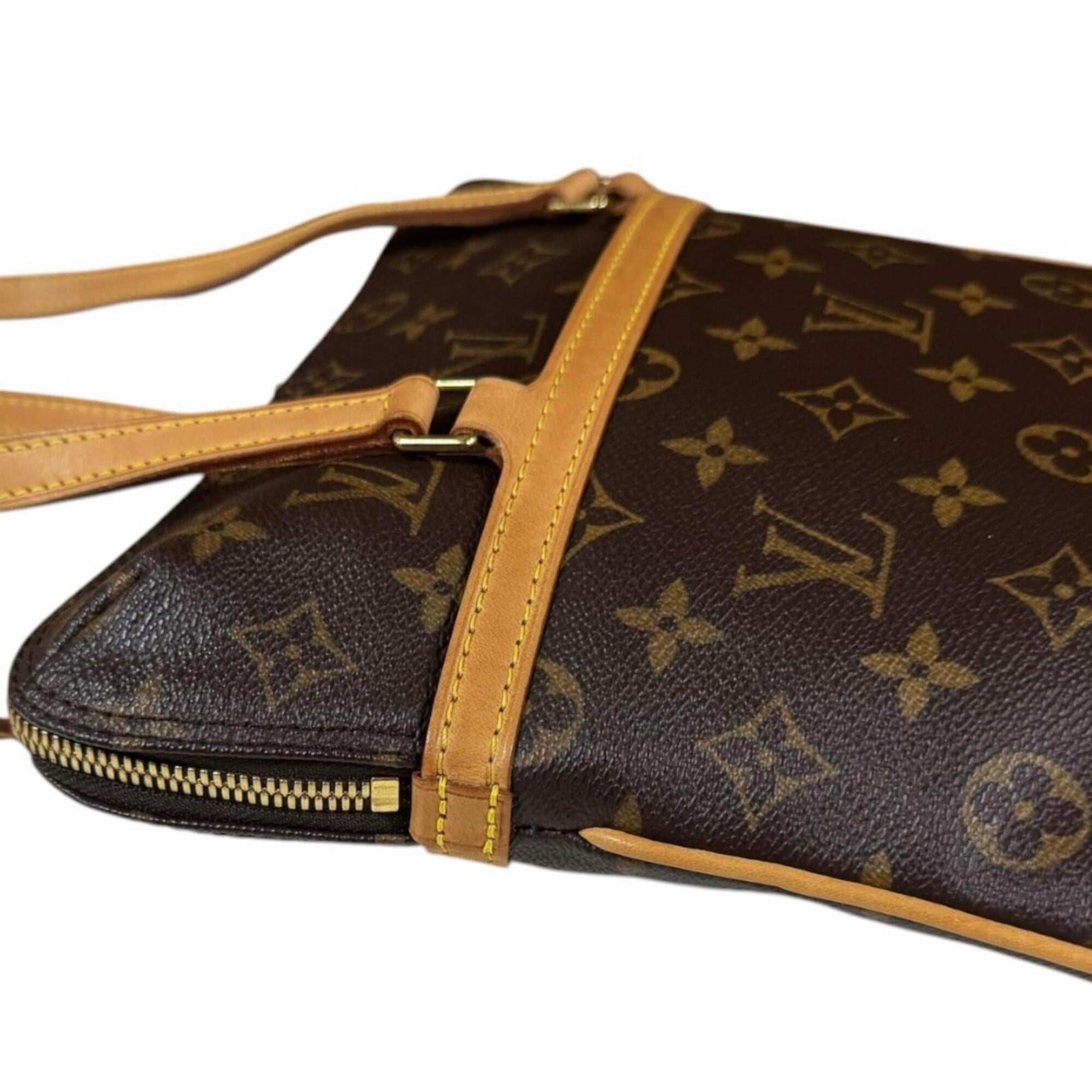 Louis Vuitton Brown Monogram Canvas Shoulder Bag (Pre-Owned)