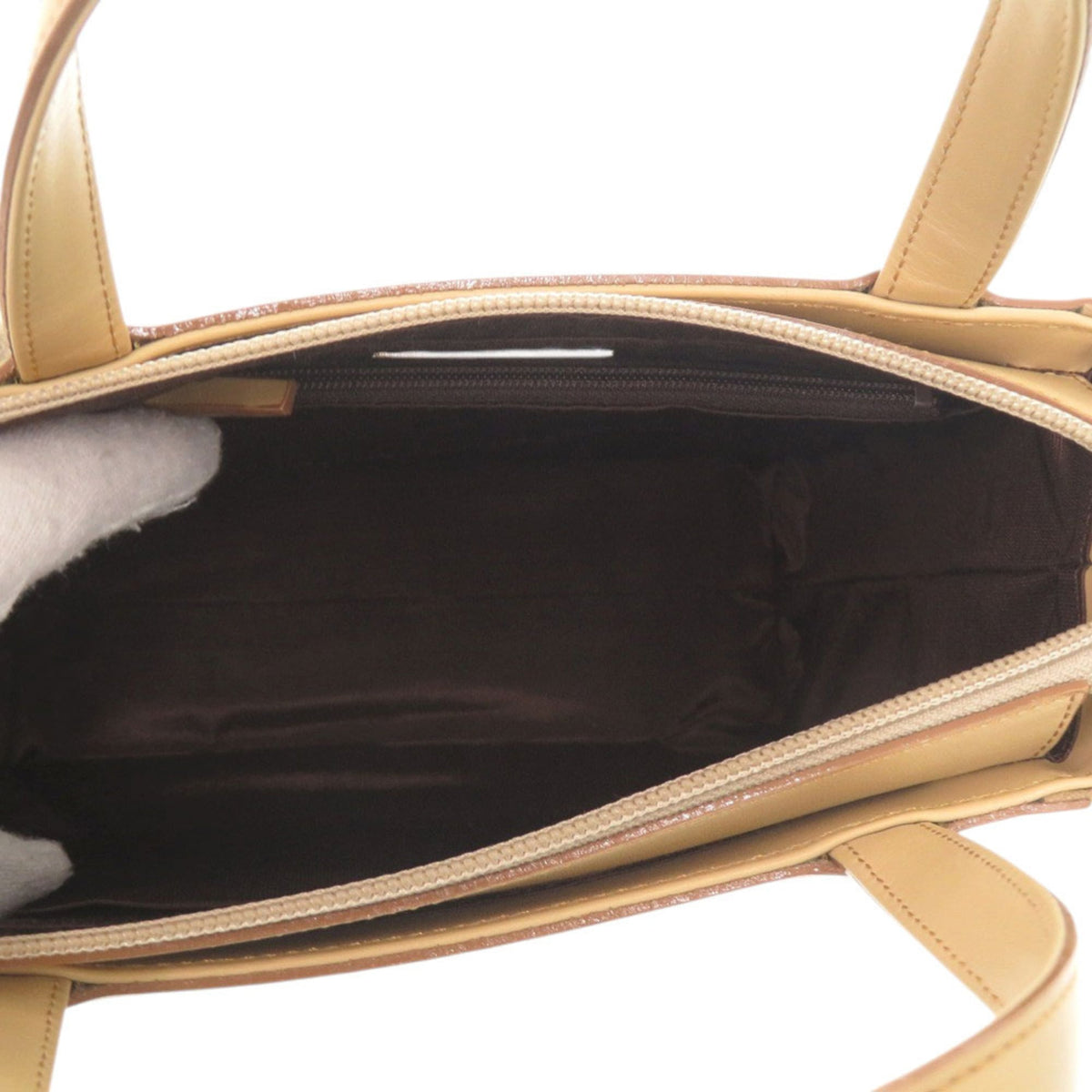 Burberry Beige Bordeaux Leather Handbag (Pre-Owned)