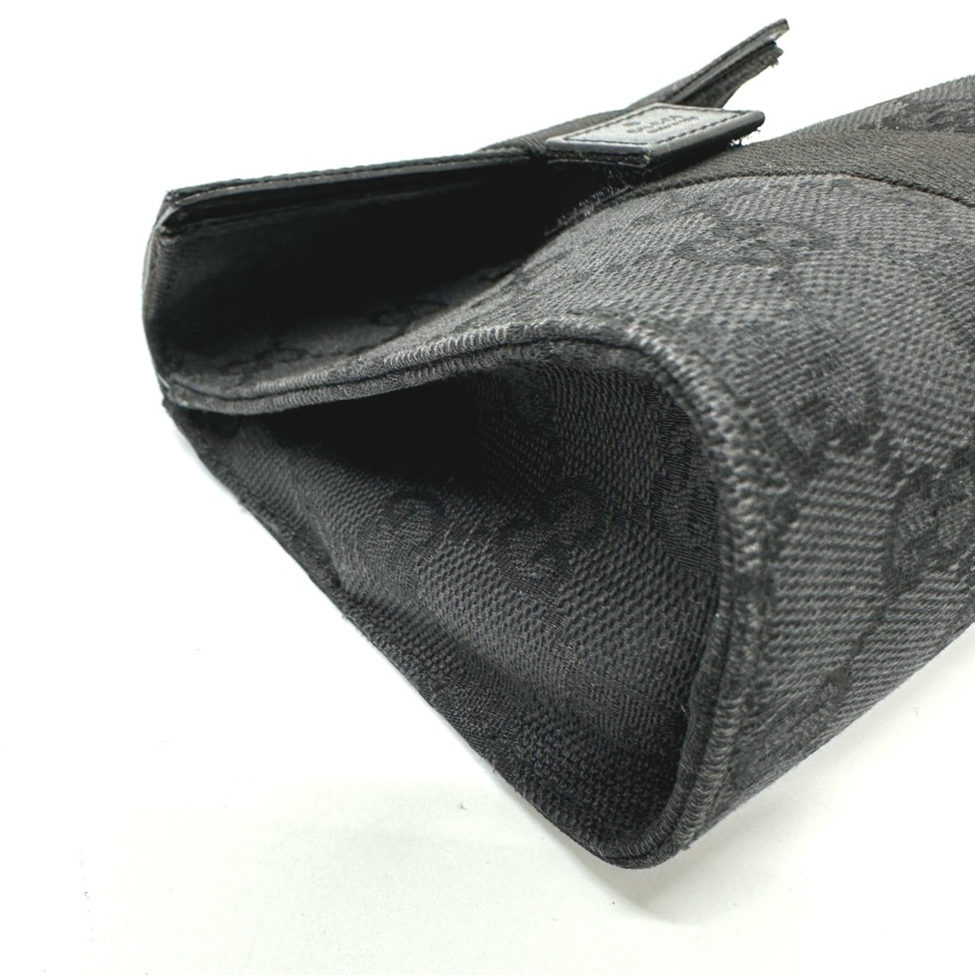 Gucci Black Other Pouch (Pre-Owned)