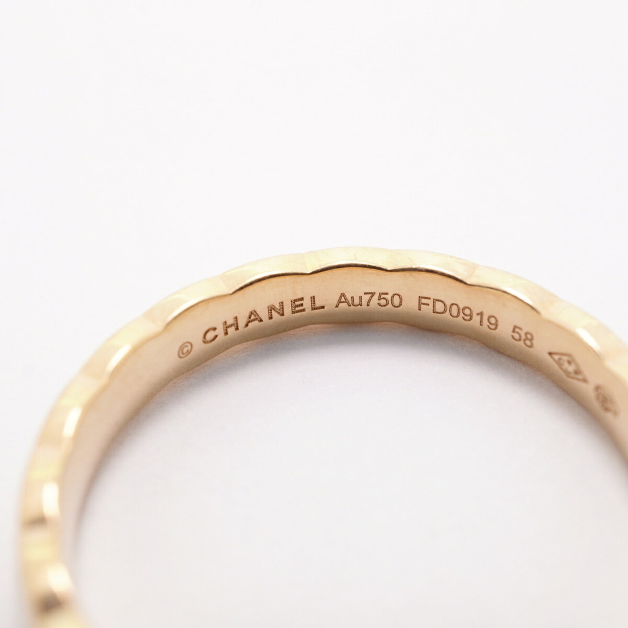 Chanel Yellow Gold (18K) Band Ring (Pre-Owned)