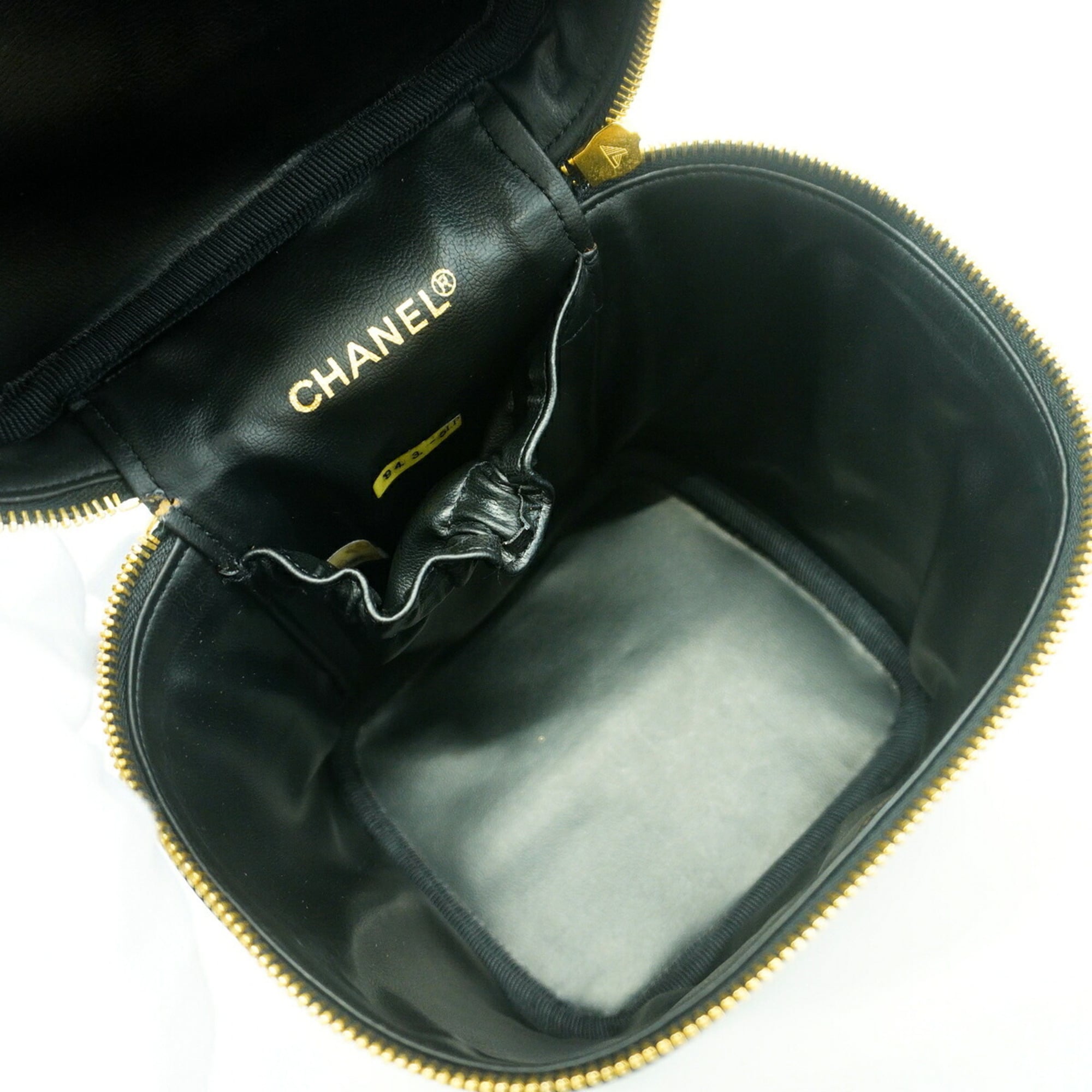 Chanel Black Leather Vanity Bag (Pre-Owned)