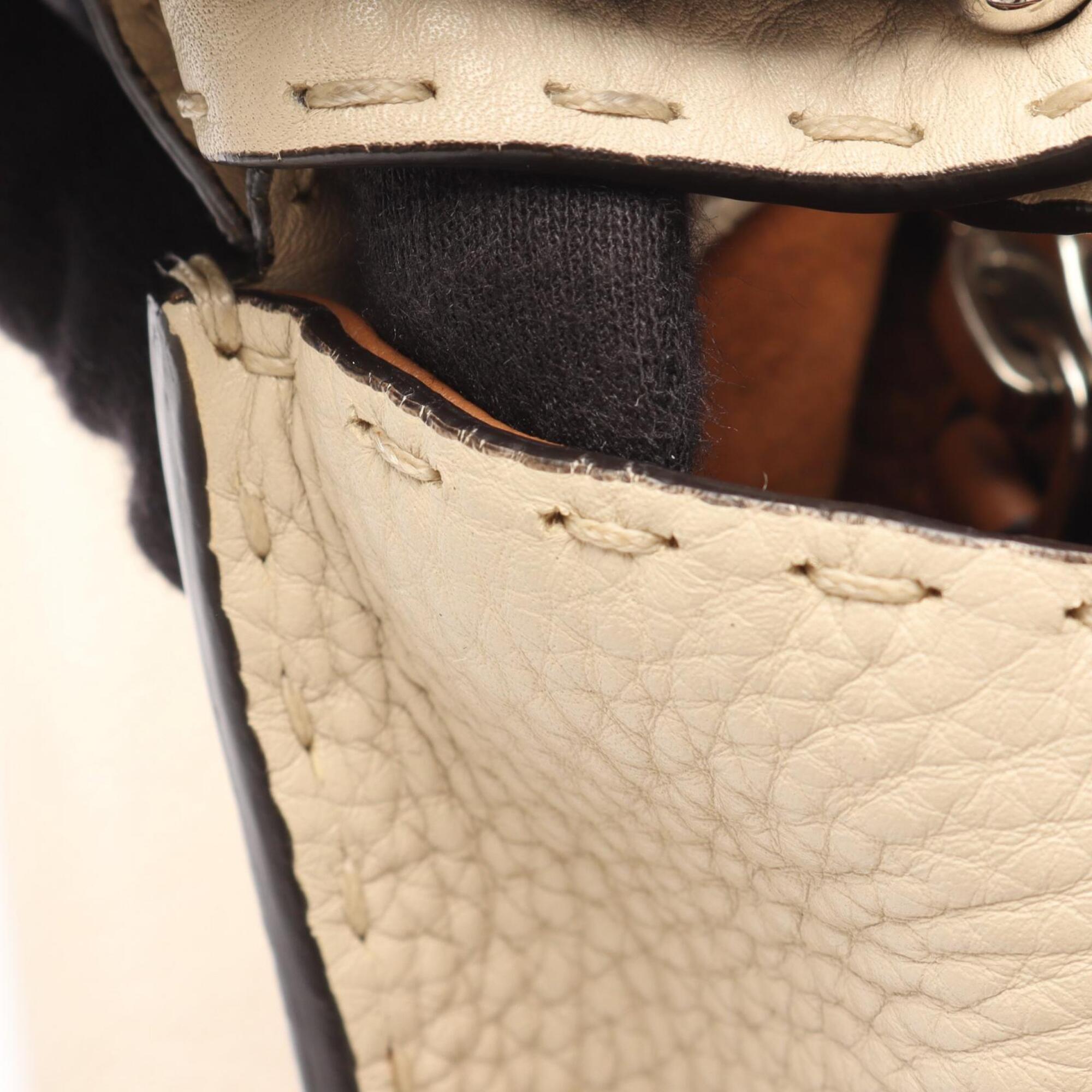 Fendi Gray Ivory Leather Handbag (Pre-Owned)