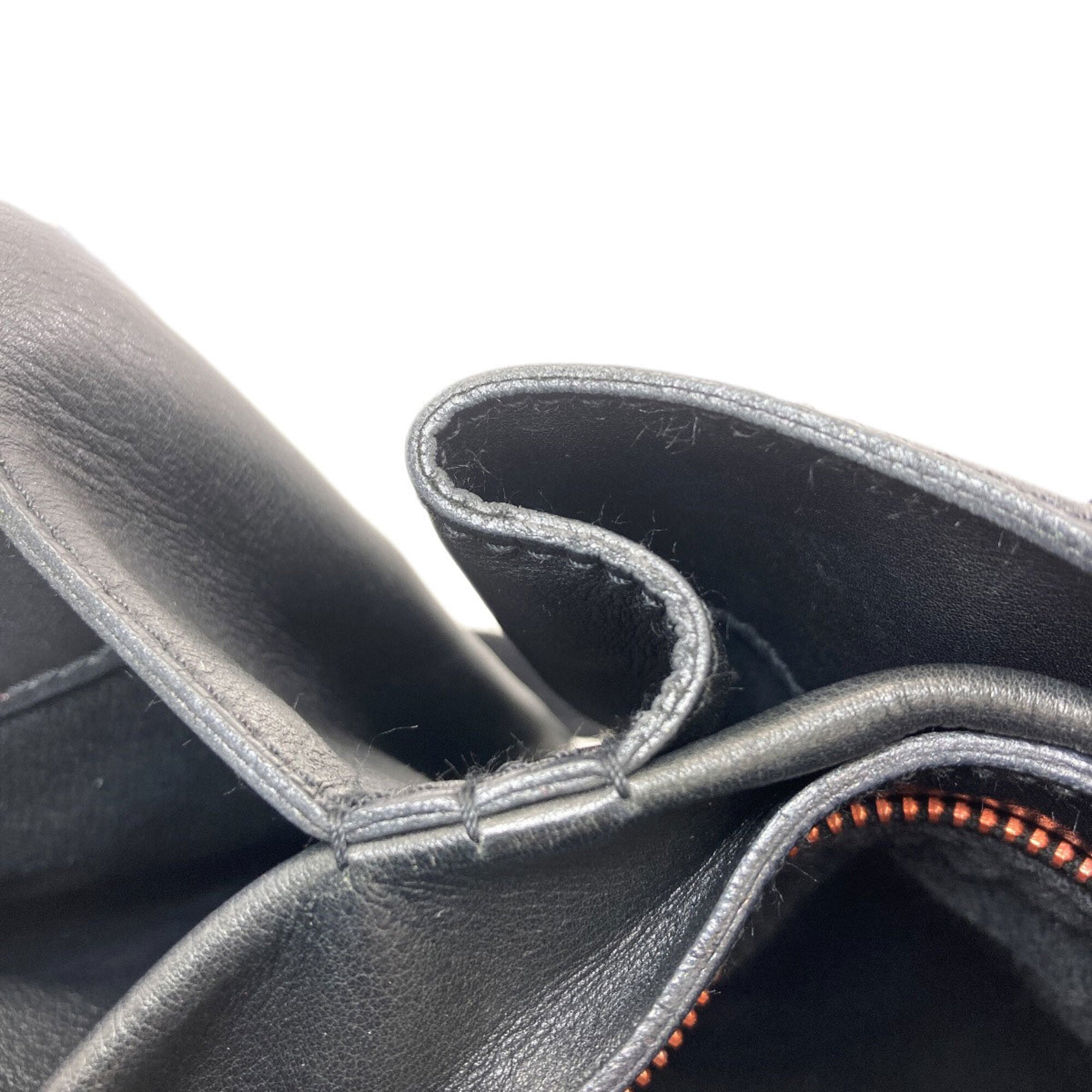 Hermes Black Leather Handbag (Pre-Owned)