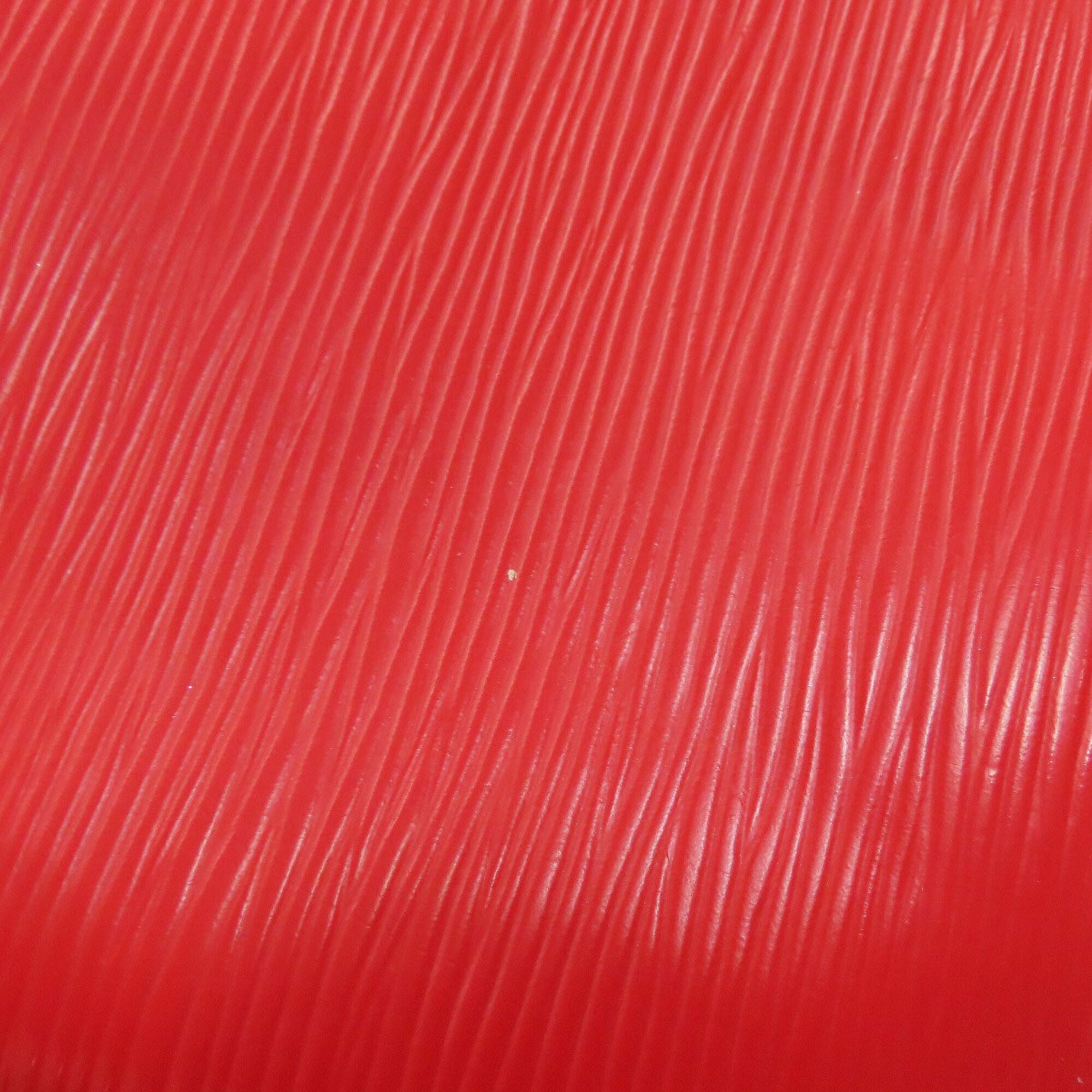 Louis Vuitton Red Color Epi Leather Handbag Pochette (Pre-Owned)