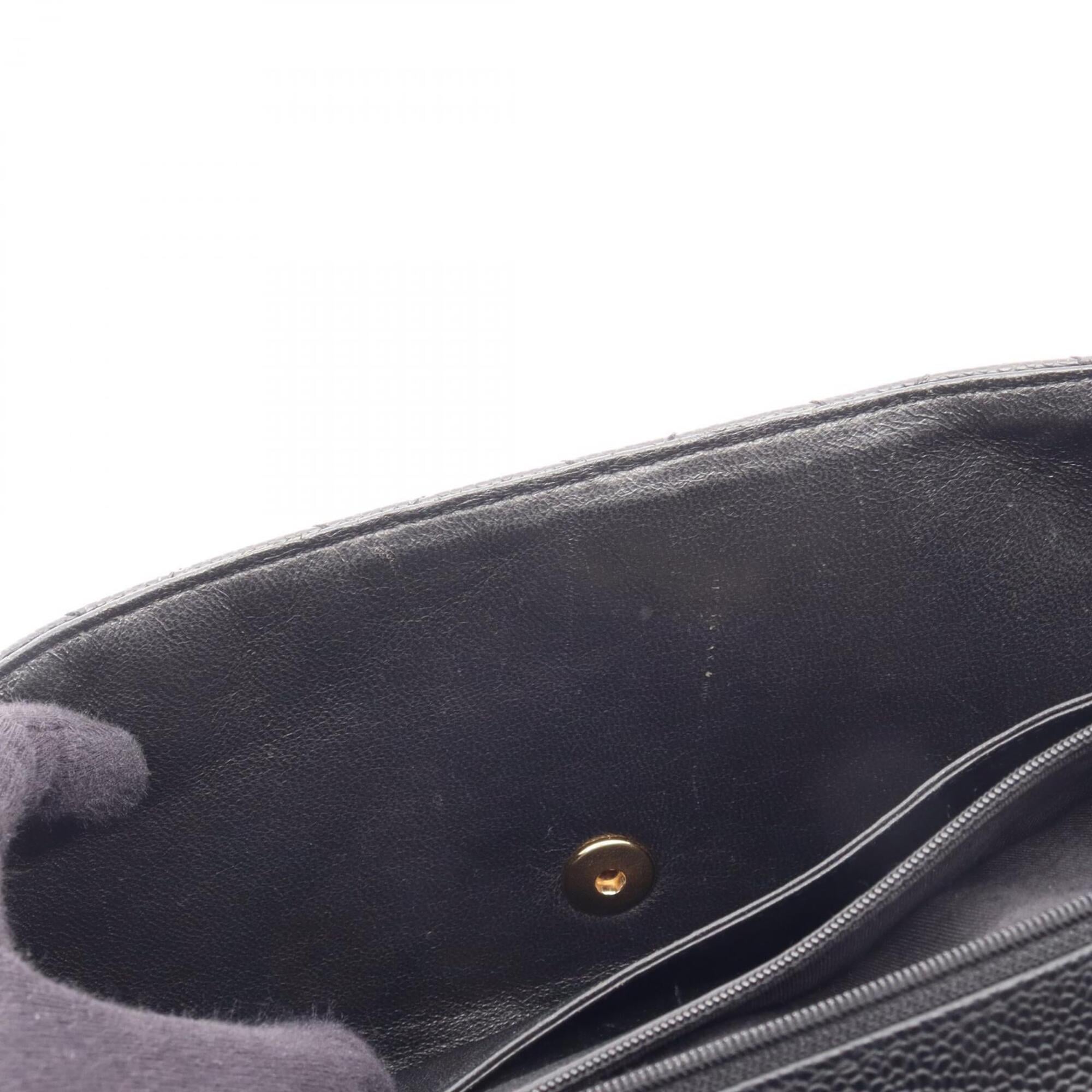 Chanel Black Grained Calfskin Handbag (Pre-Owned)