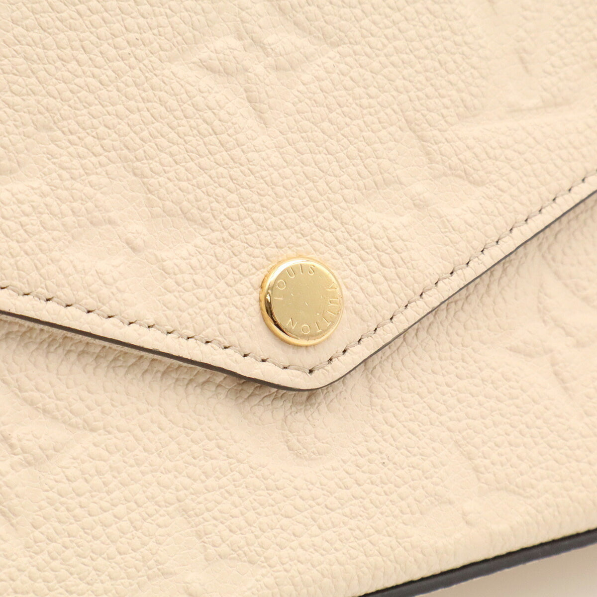 Louis Vuitton Cream Leather Clutch Bag Pochette Shoulder Bag (Pre-Owned)