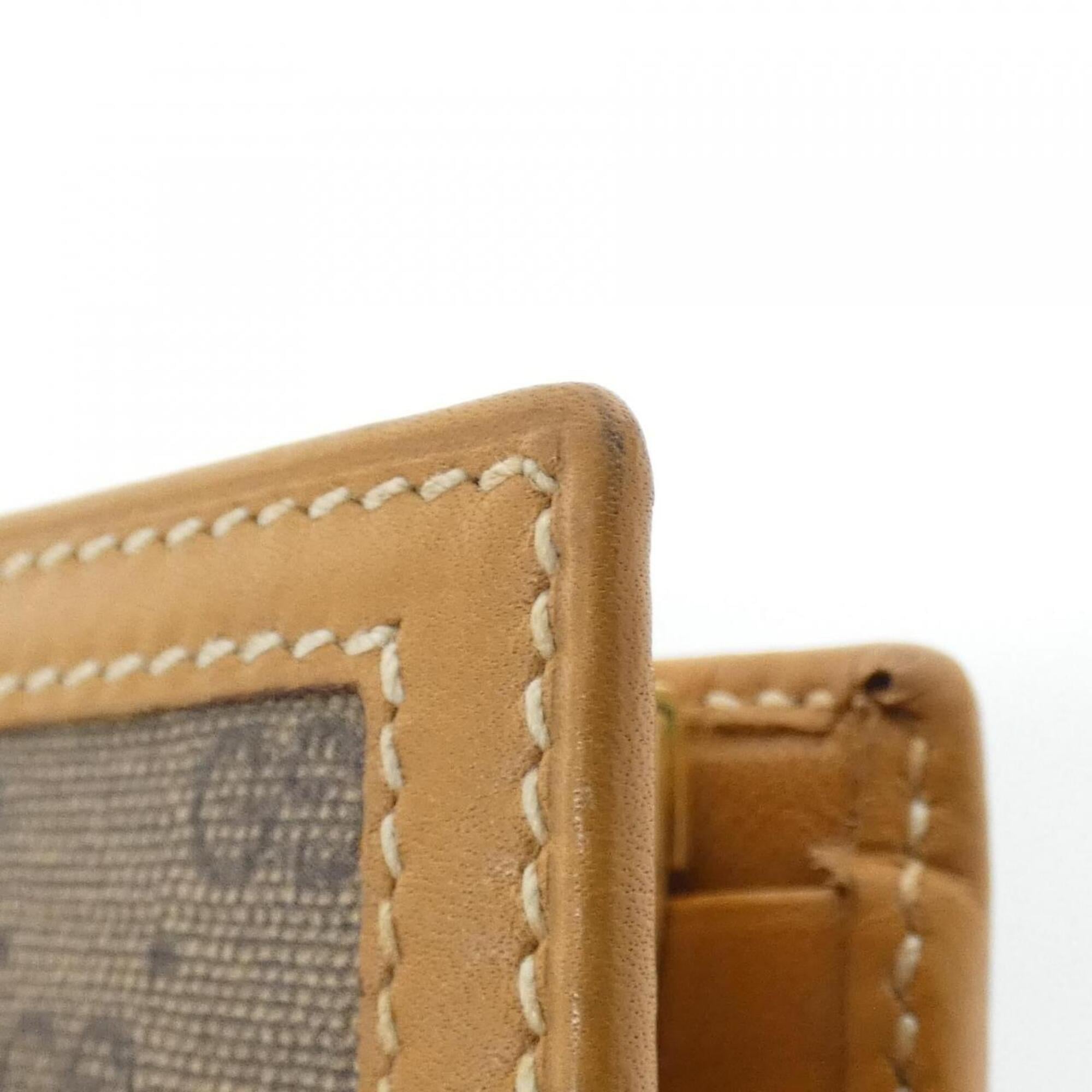 Gucci Beige Gg Plus Wallet (Bi-Fold) (Pre-Owned)