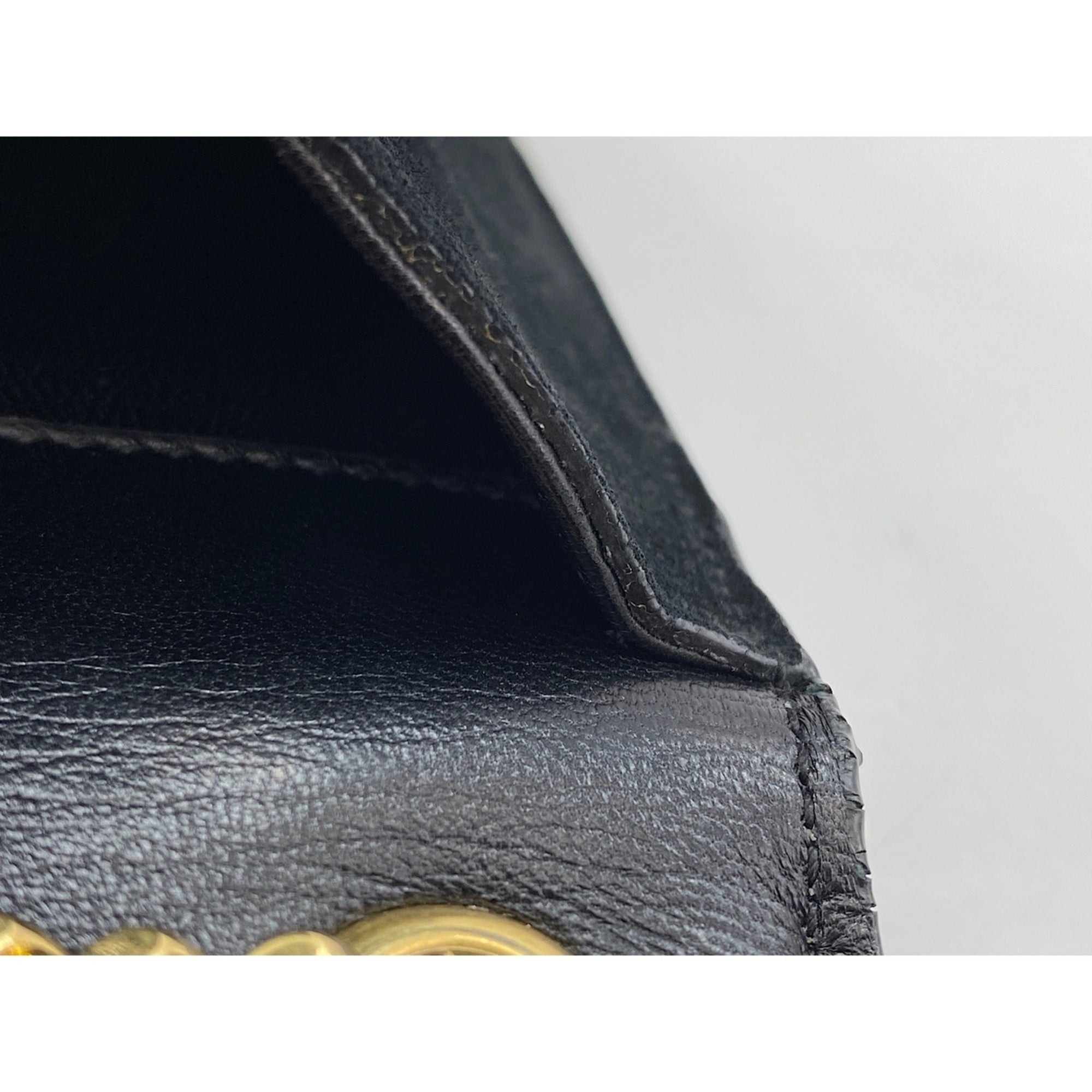 Yves Saint Laurent Black Shoulder Bag (Pre-Owned)