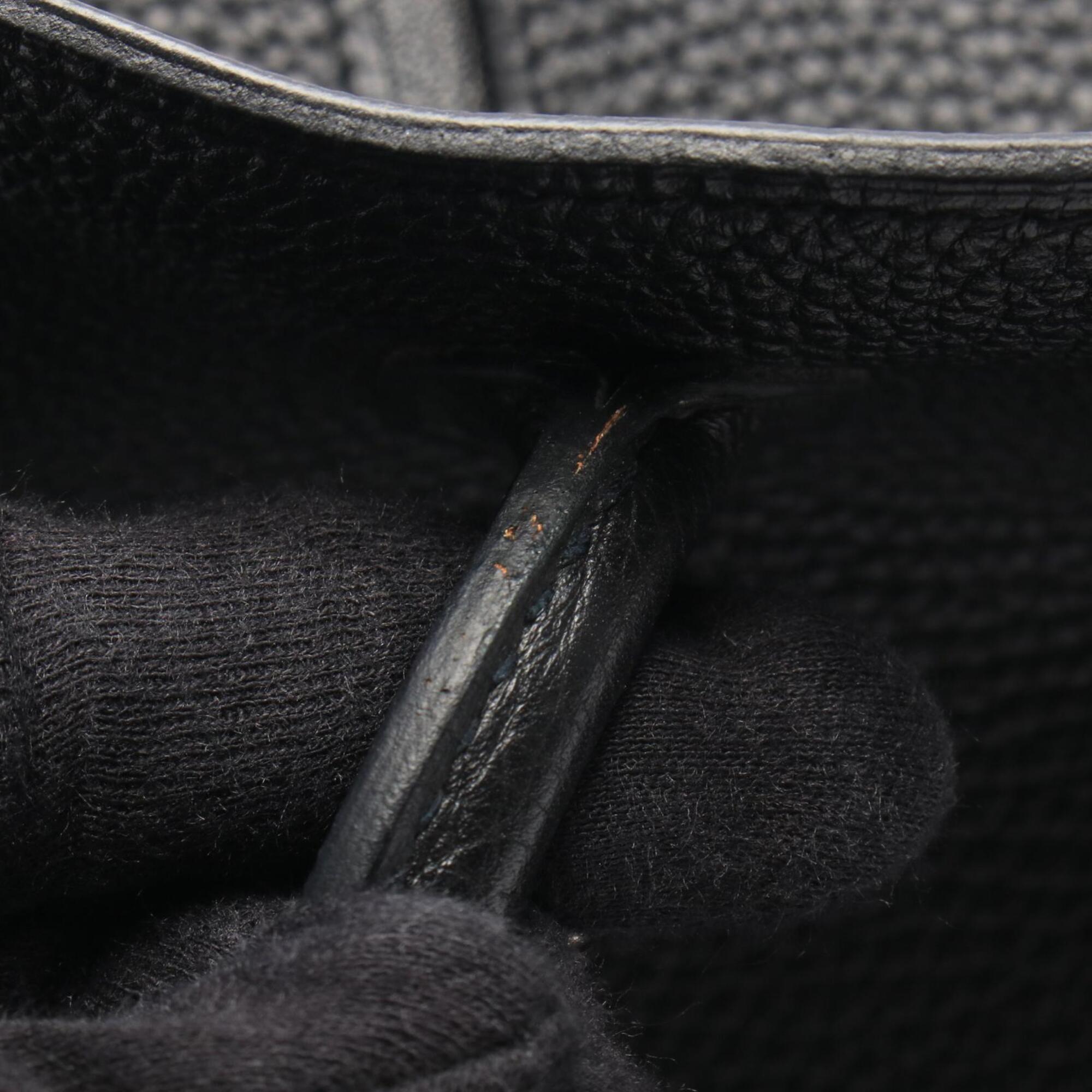 Hermes Black Togo Leather Leather Handbag (Pre-Owned)