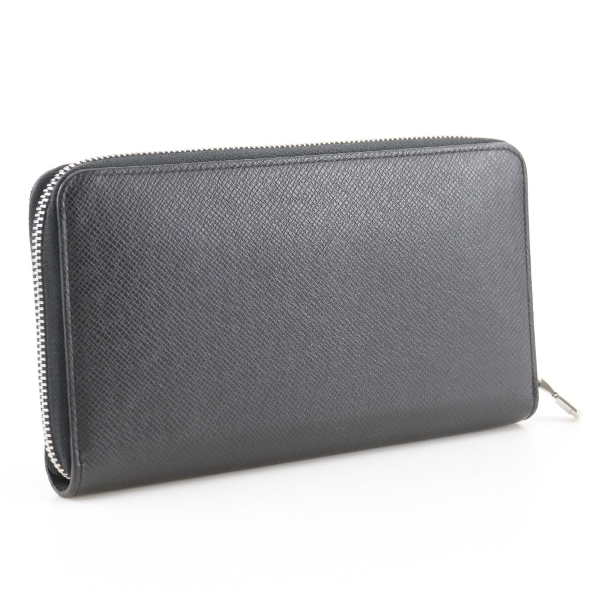 Louis Vuitton Black Noir Taiga Leather Long Wallet (Bi-Fold) (Pre-Owned)