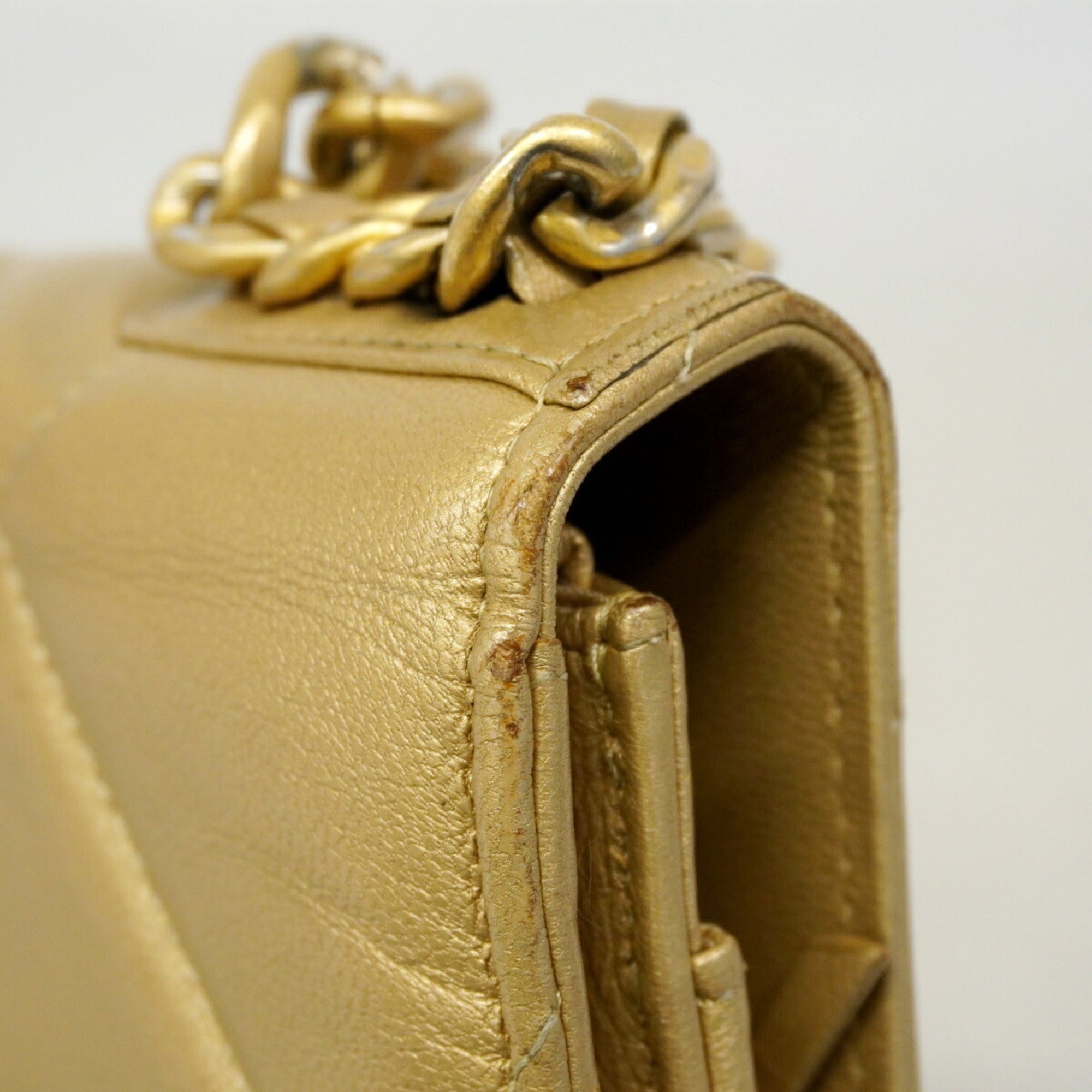 Chanel Brown Leather Chain/Shoulder Wallet (Pre-Owned)