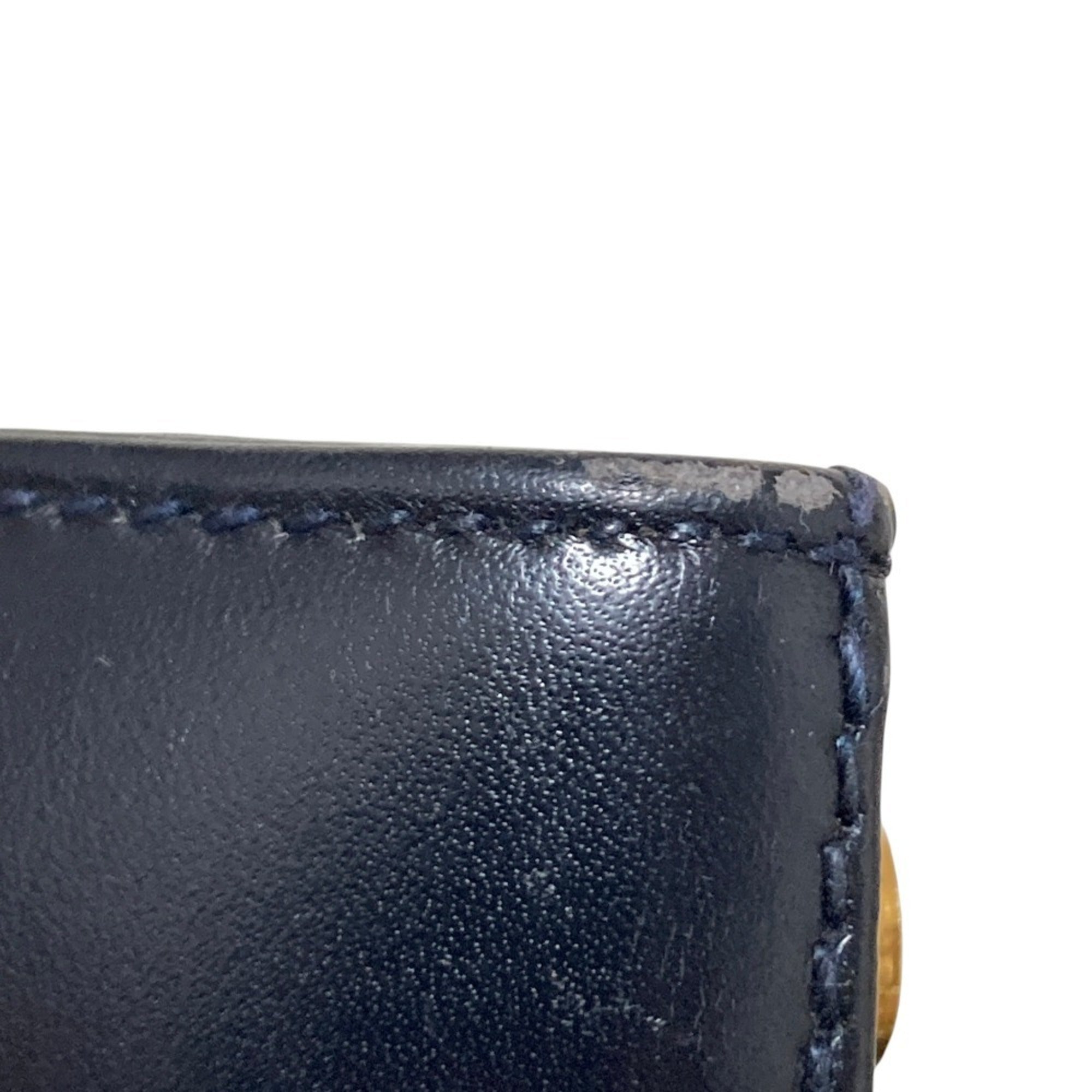 Salvatore Ferragamo Black Handbag Shoulder Bag (Pre-Owned)